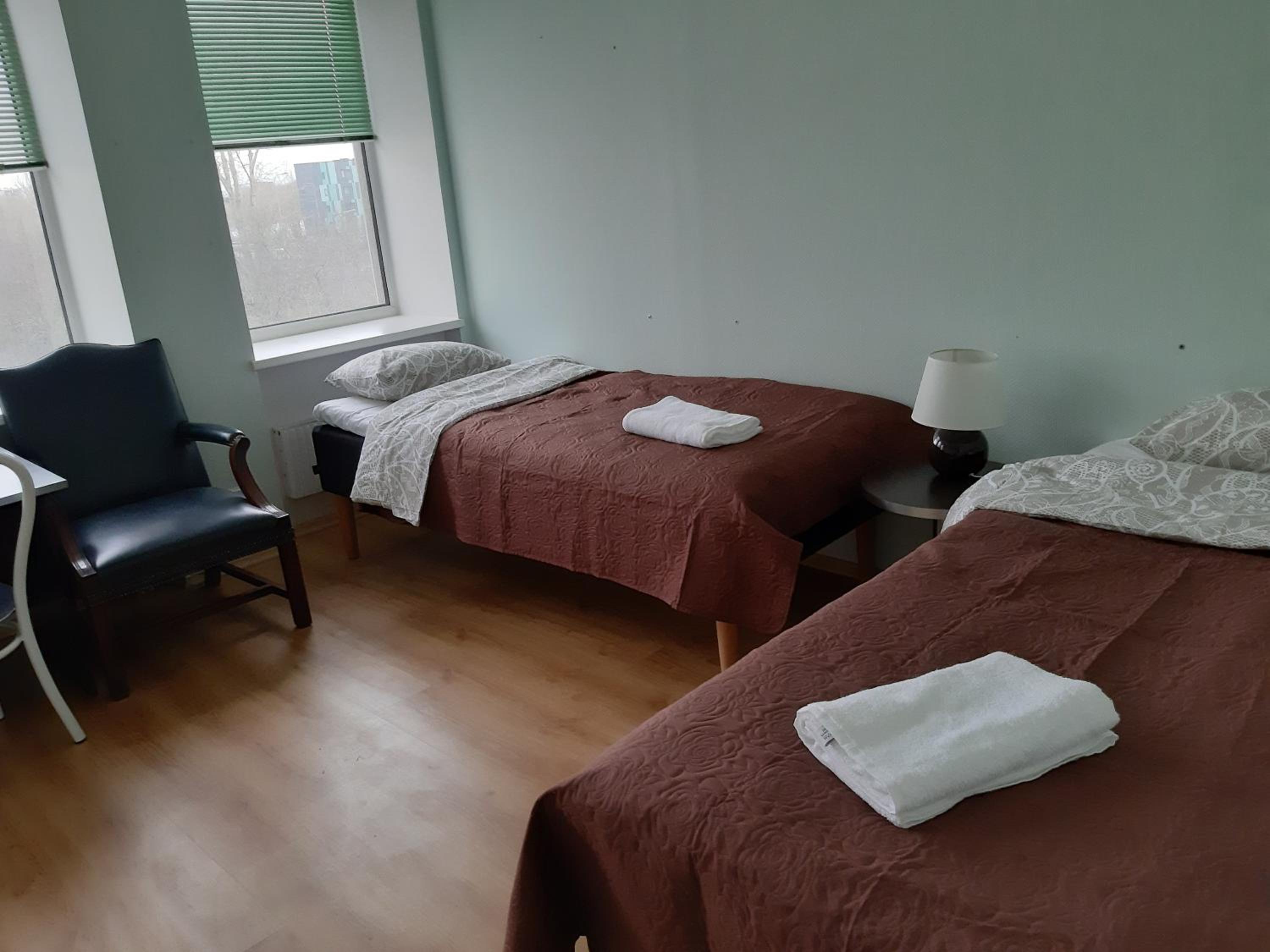 Economy Quadruple Room - Photo 2