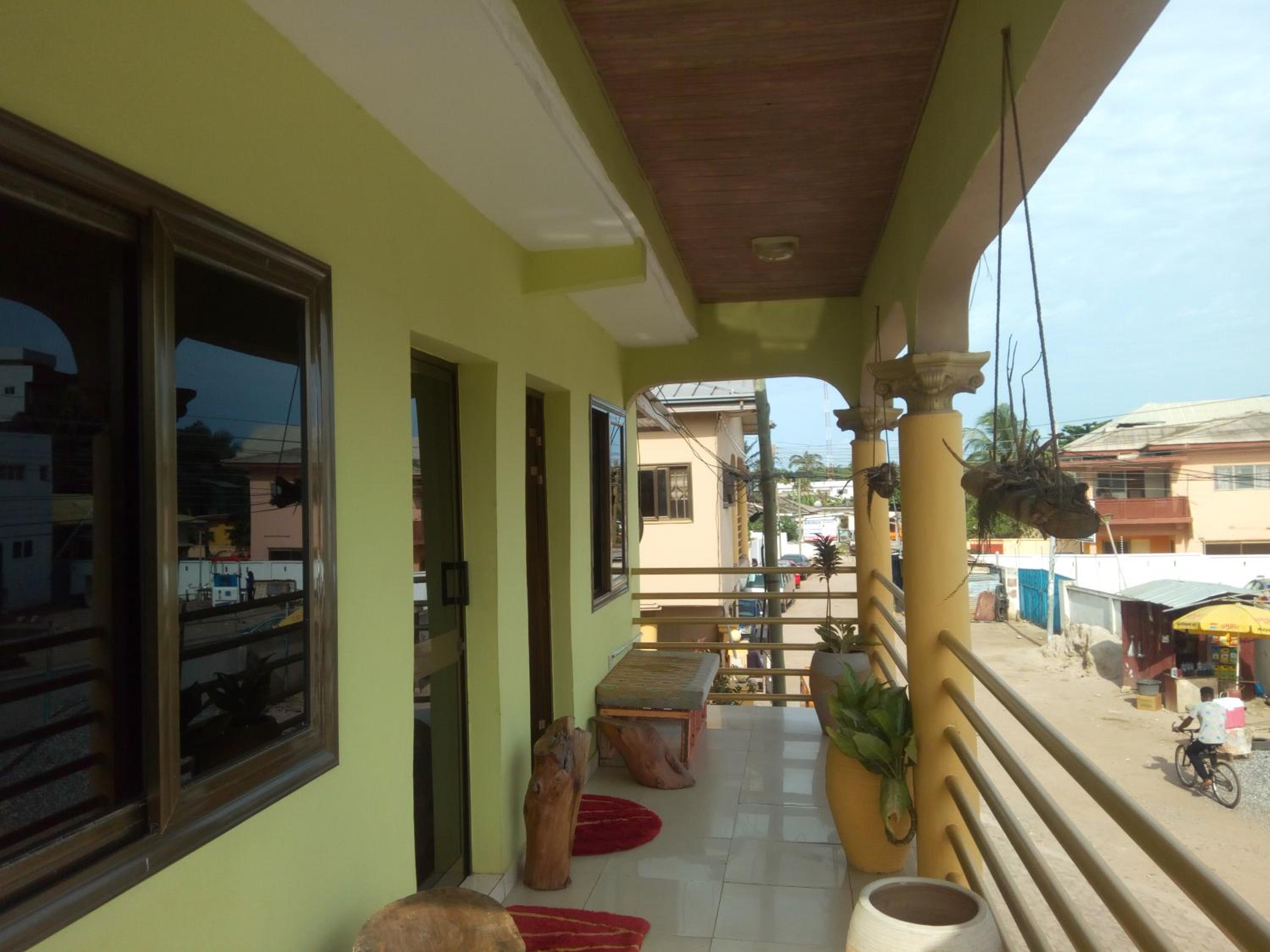 Queen Room with Balcony photo 2