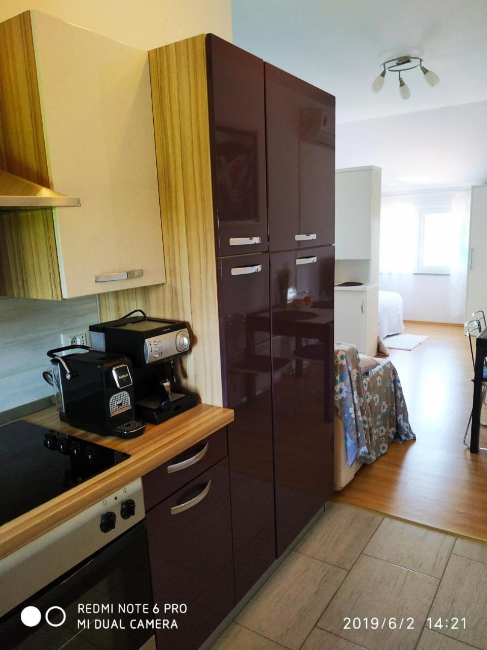 Studio Apartment - Photo 58