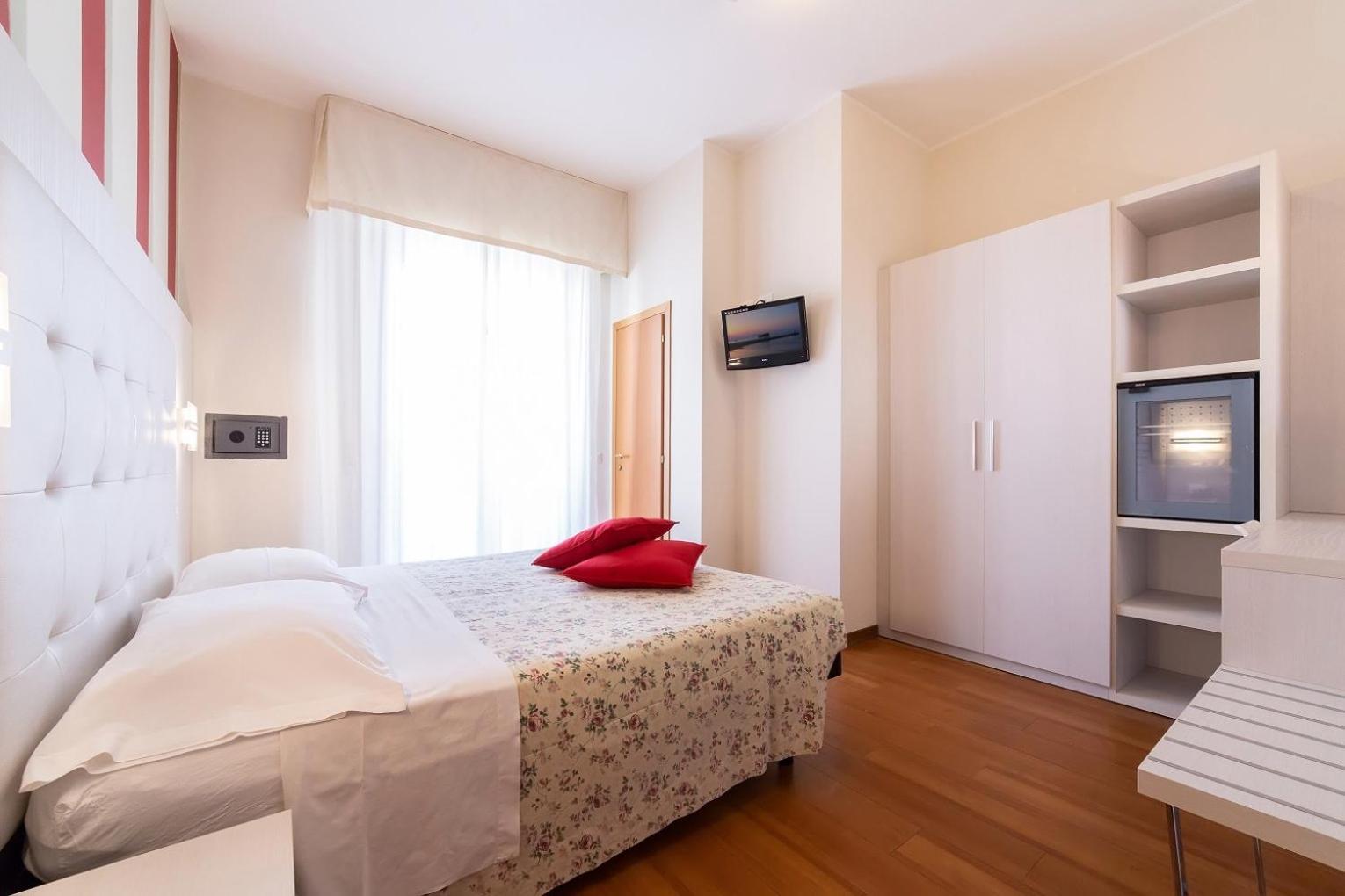 Superior Suite - Photo 1