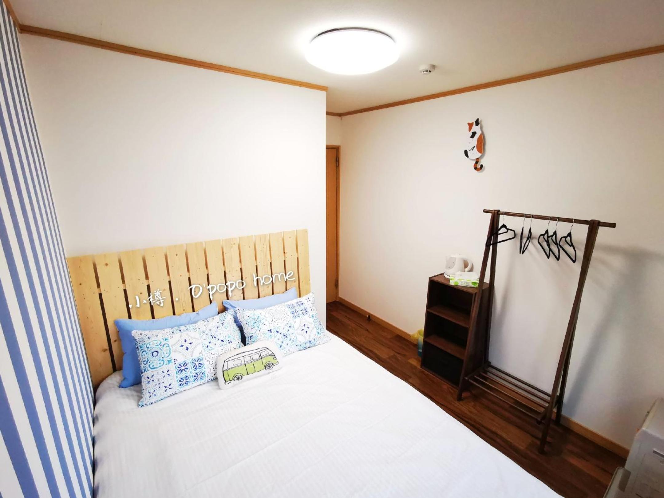 Small Double Room - Photo 4