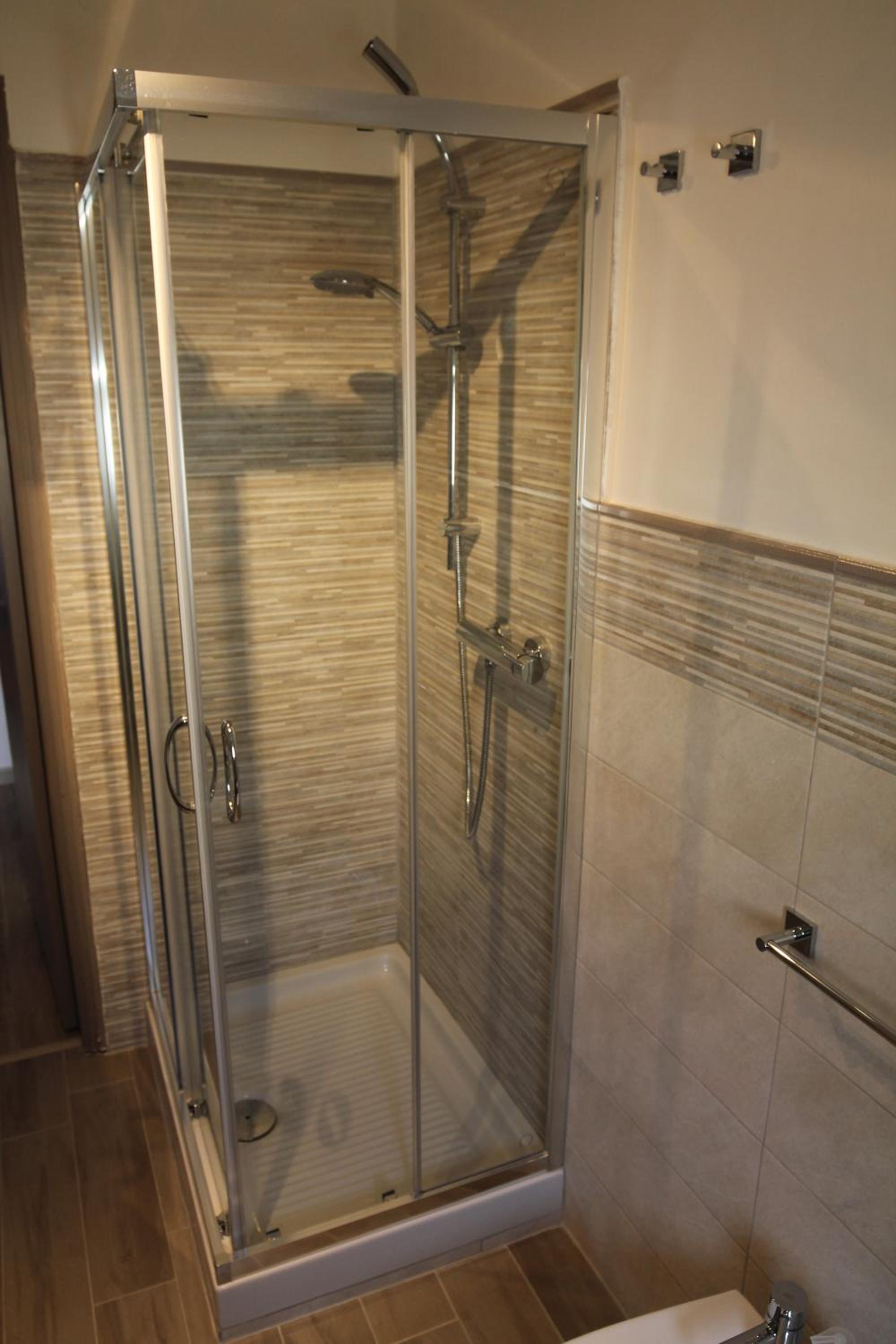 Deluxe Double or Twin Room - Photo 14