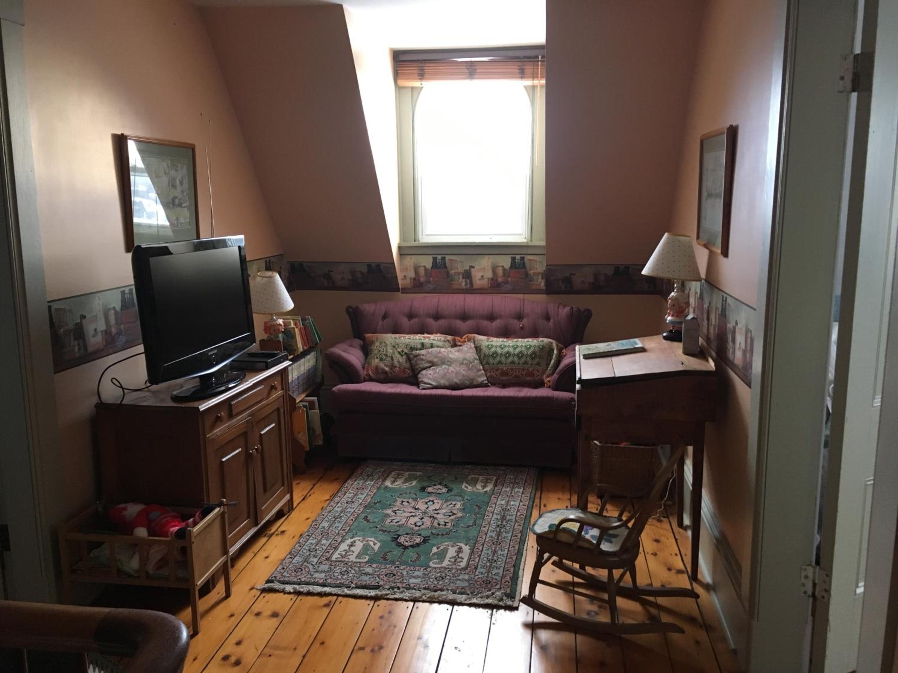 Deluxe Family Suite photo 2