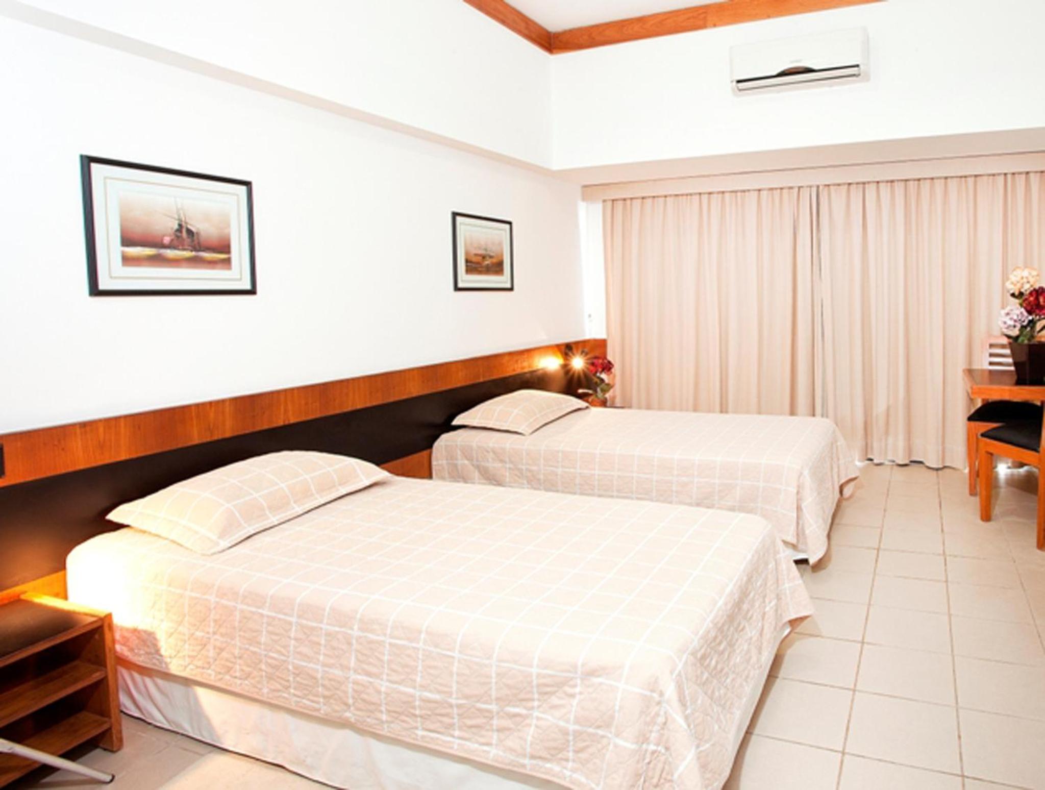 Standard Twin Room photo 2