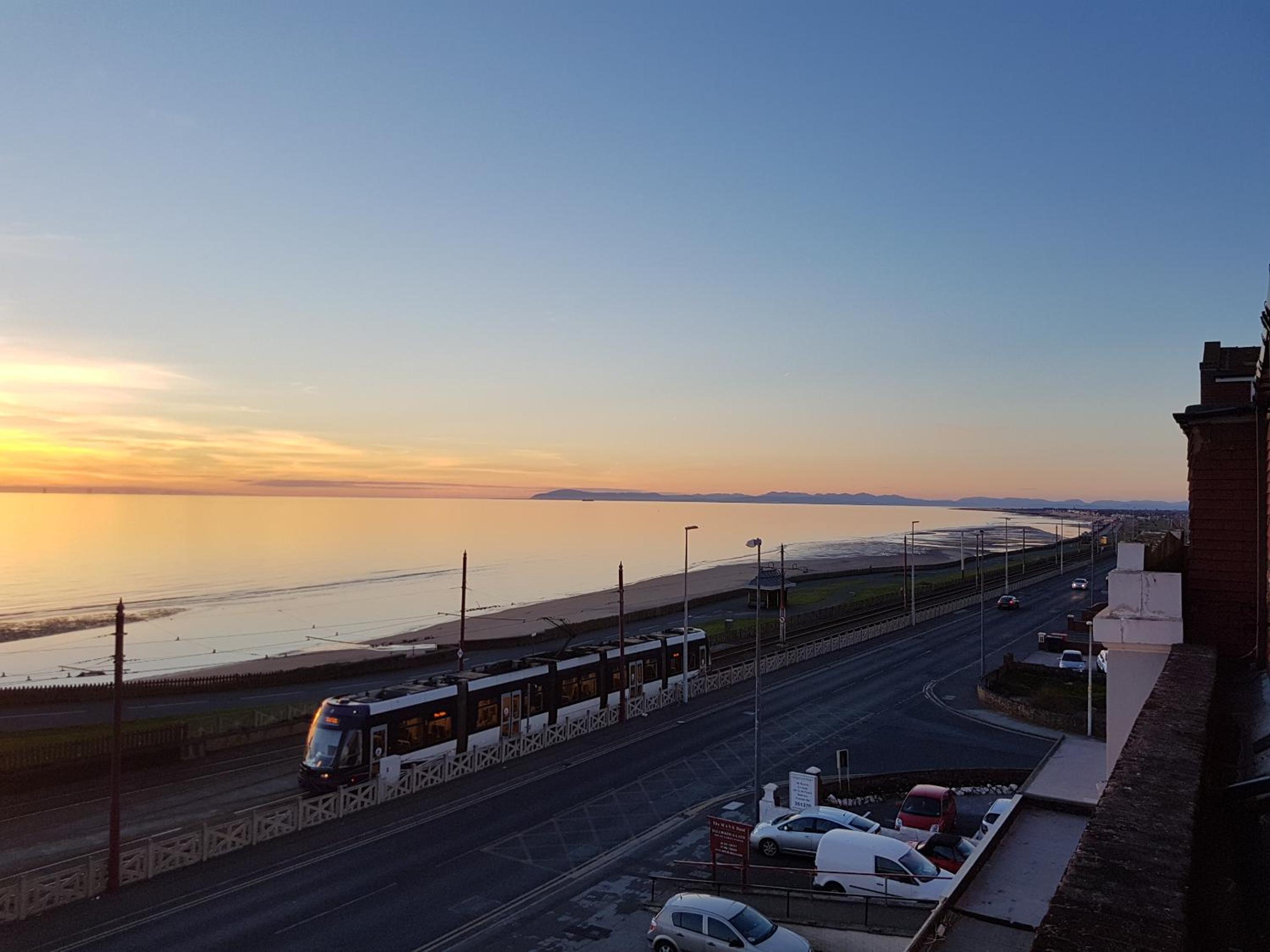Apartment with Sea View - #2 - Photo 17