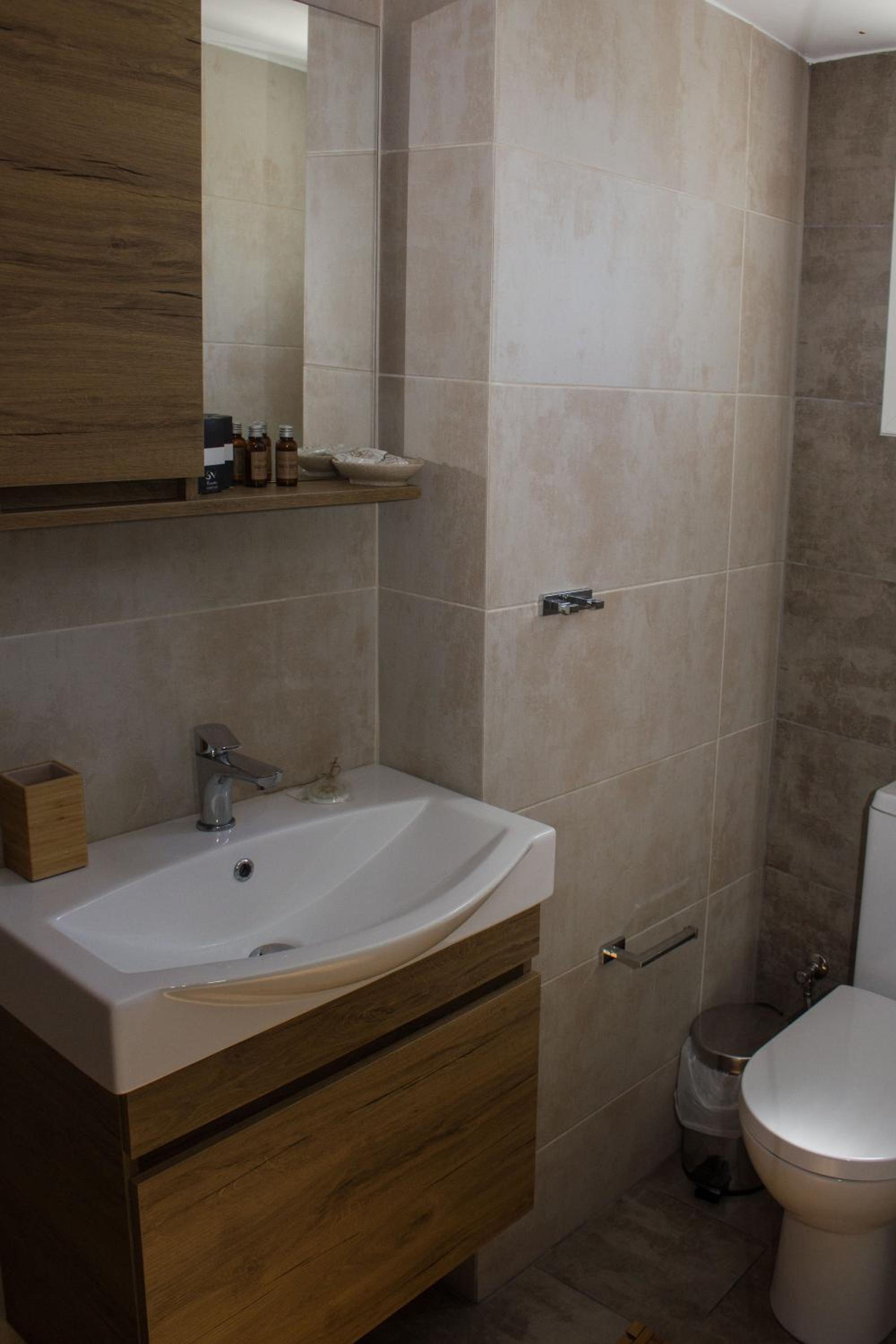 Two-Bedroom Apartment - Photo 9