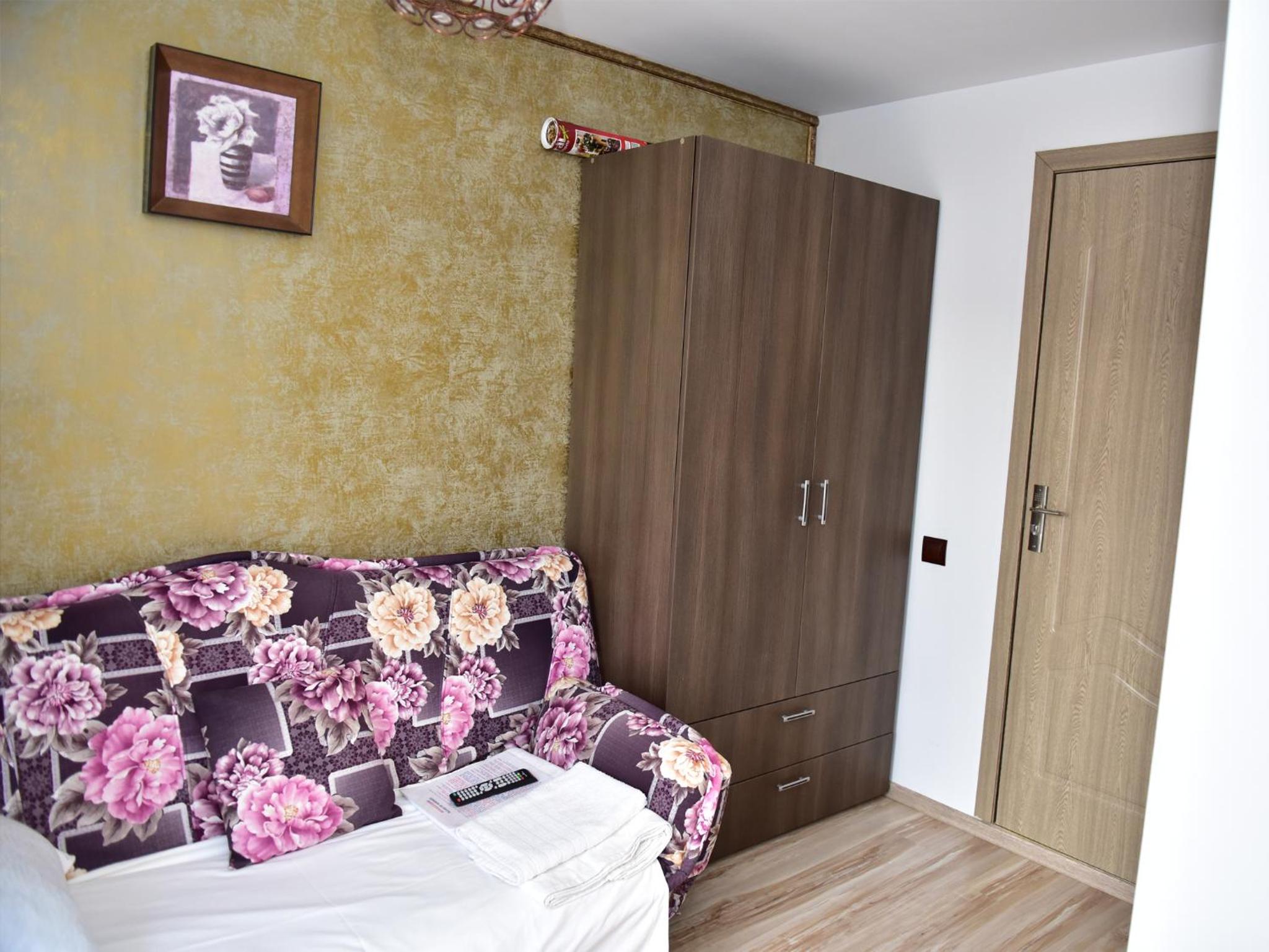4-Bed Mixed Dormitory Room photo 3