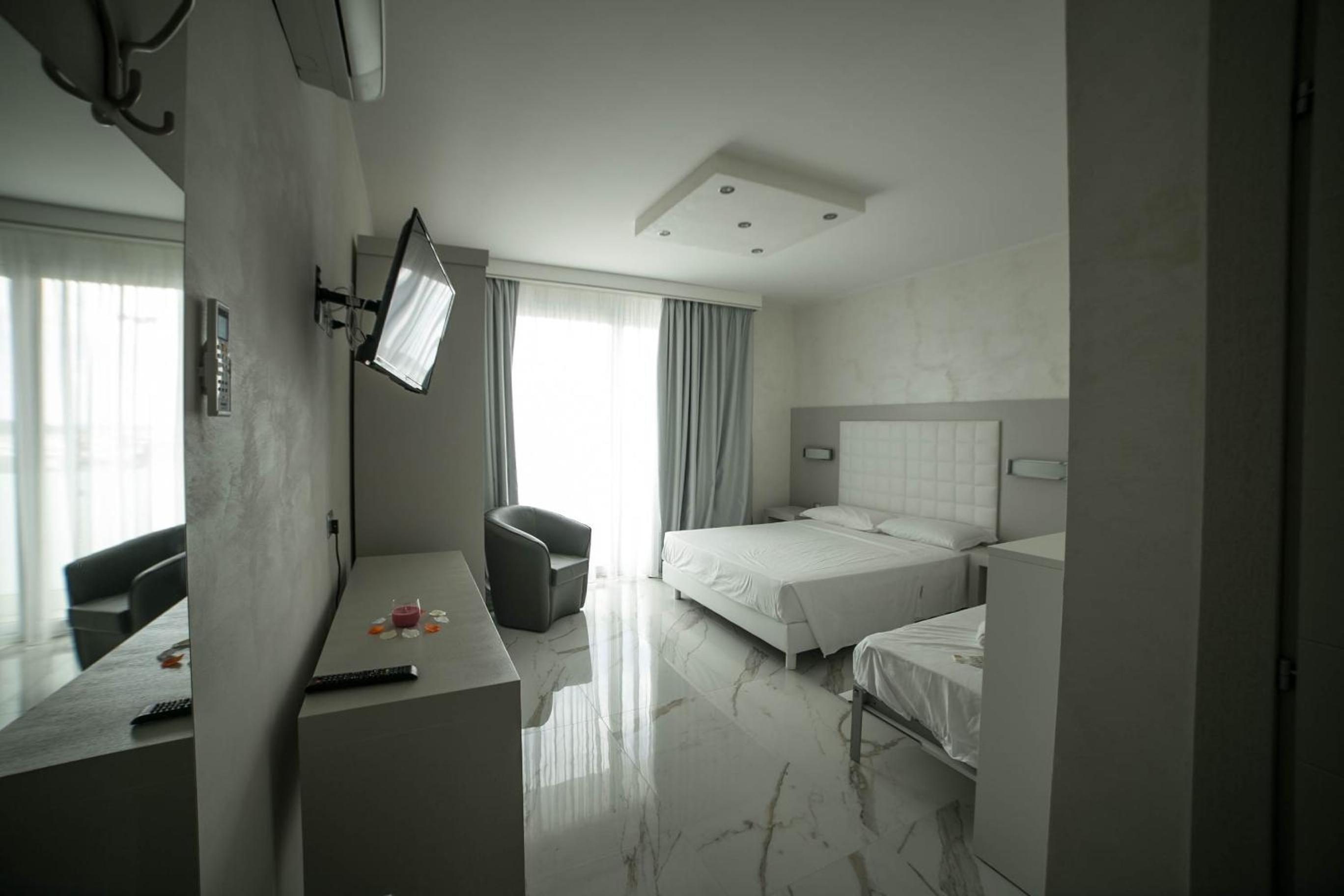 Triple Room With Balcony