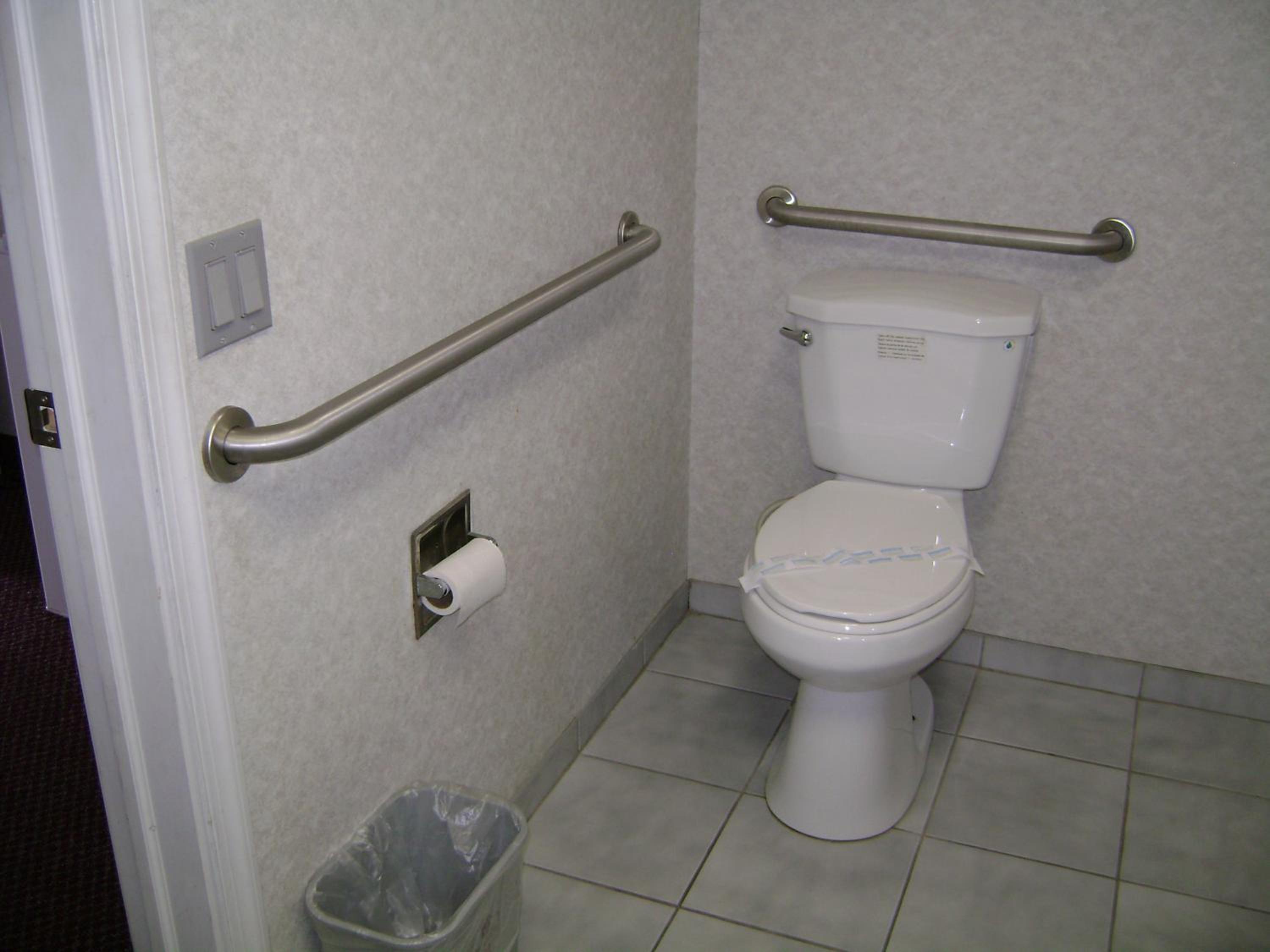 King Room - Non-Smoking photo 2
