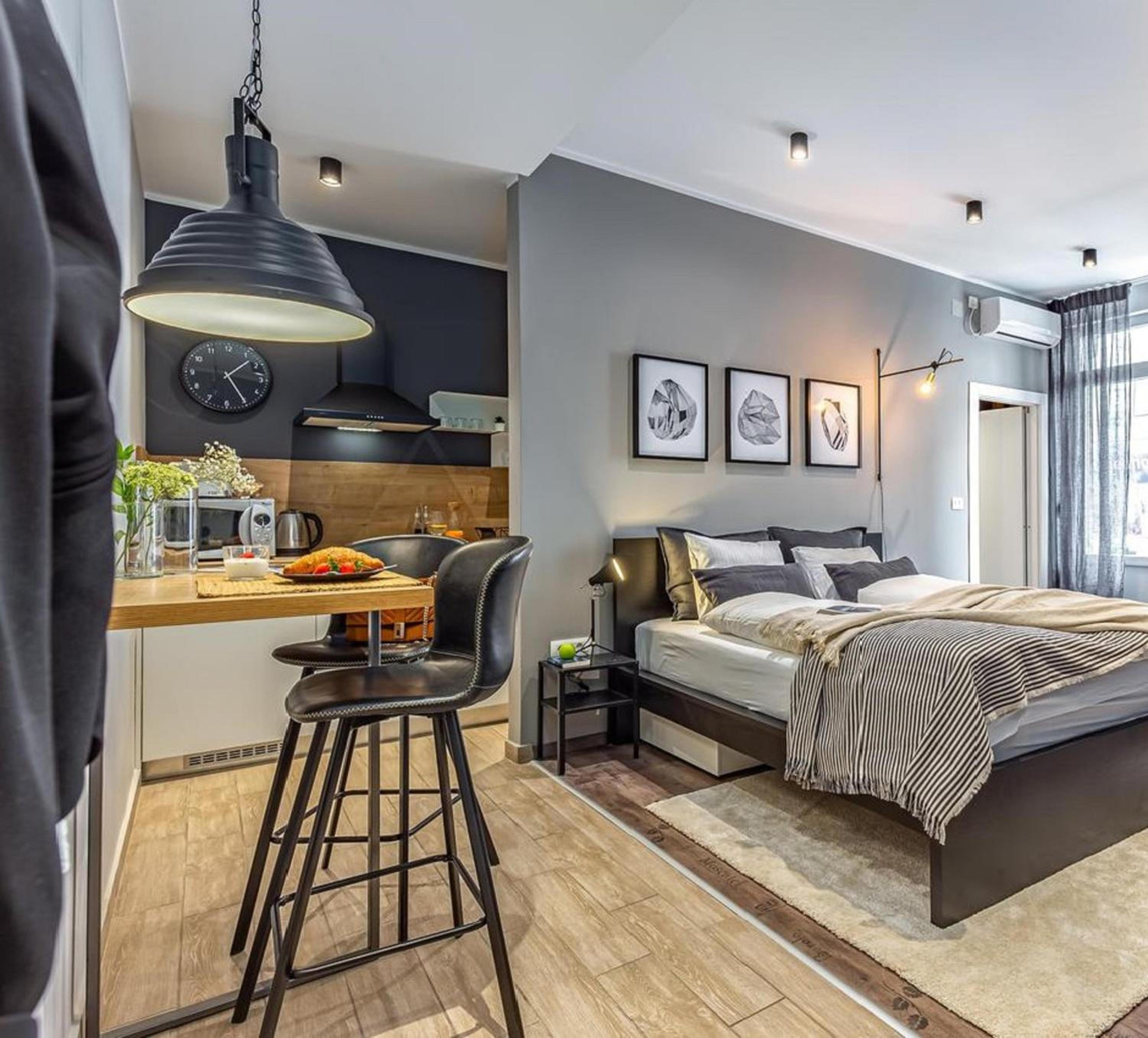 Studio Apartment