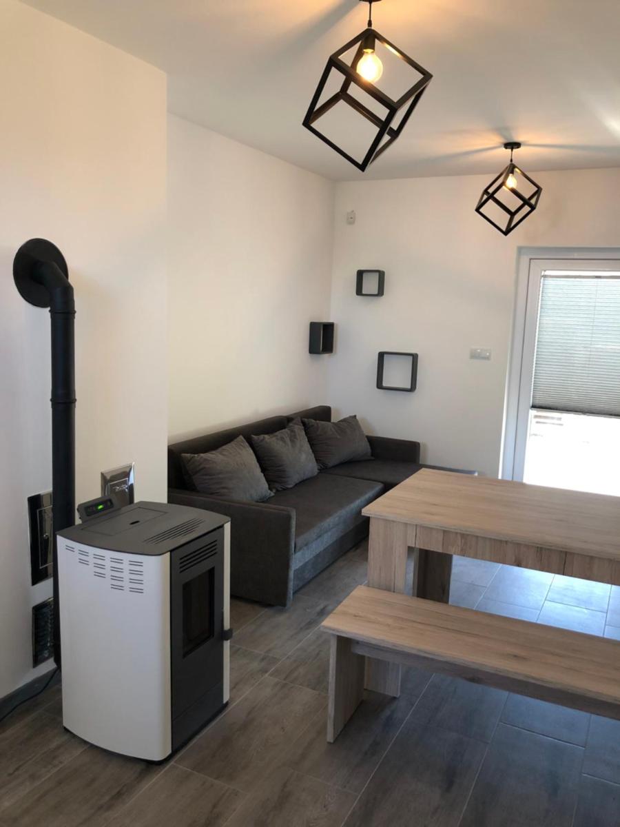 Apartment with Balcony photo 2