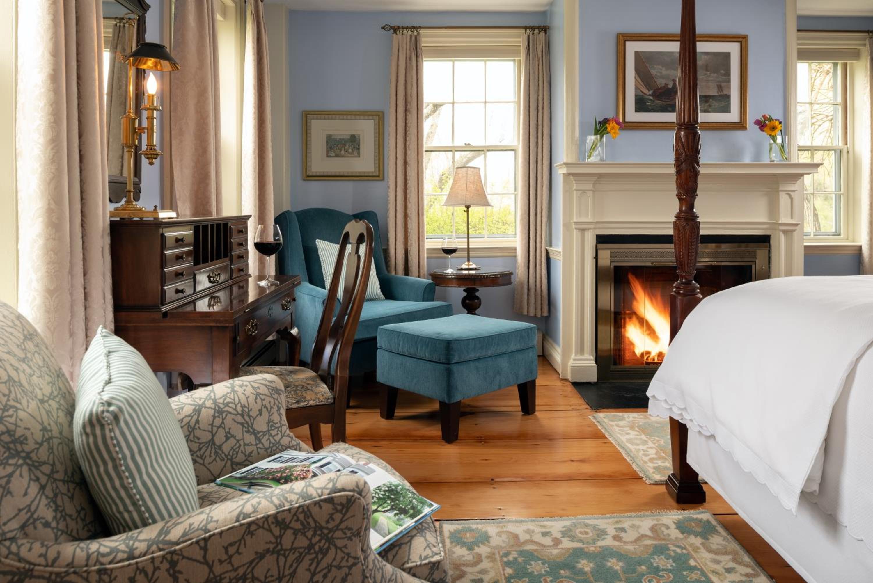 Standard Queen Room
