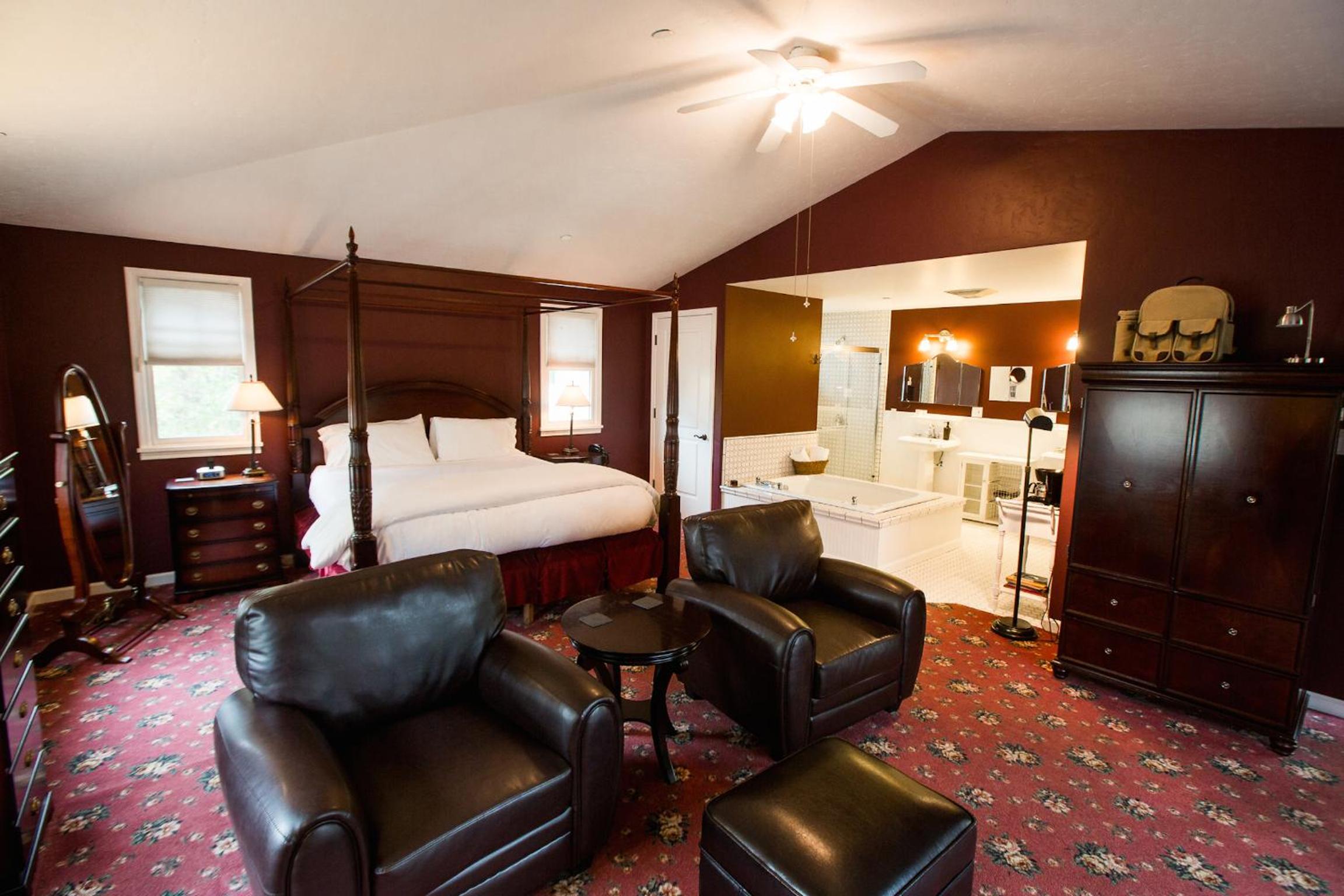 King Suite with Balcony