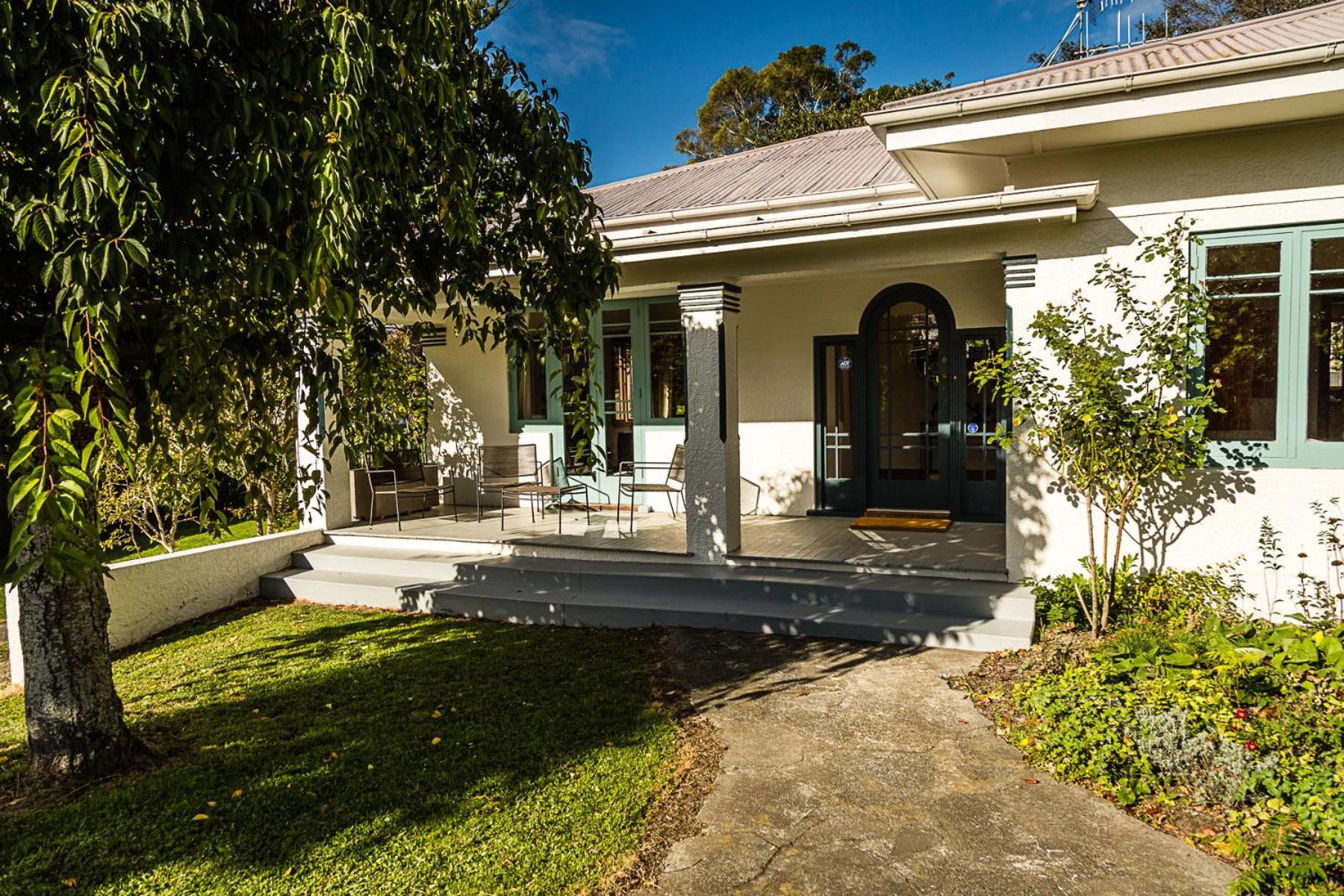 Three-Bedroom Villa photo 1