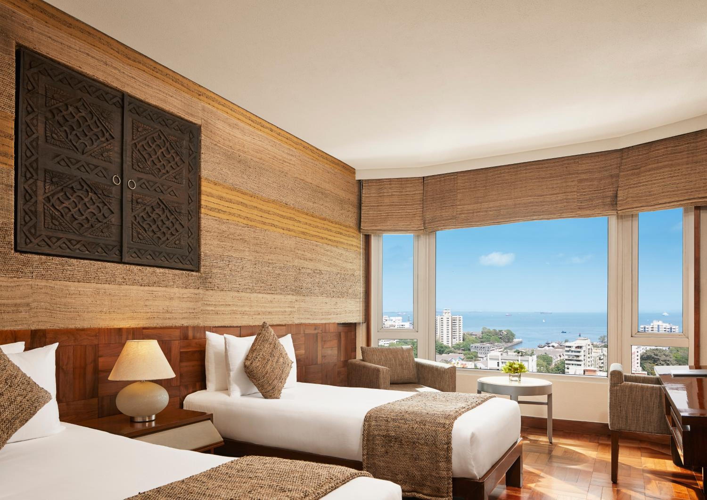 Deluxe Room Partial Sea View Twin Bed
