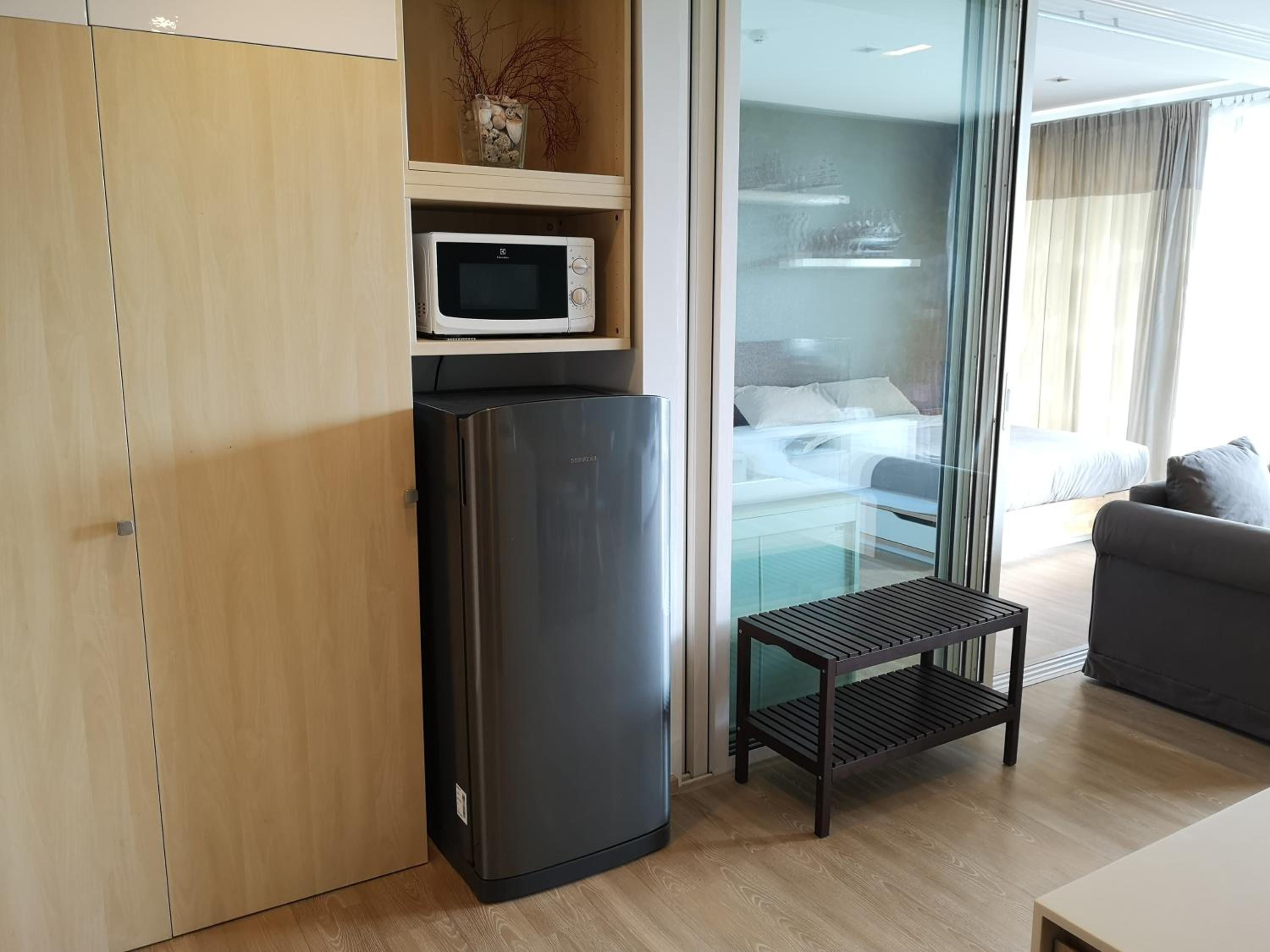 One-Bedroom Apartment - Photo 14