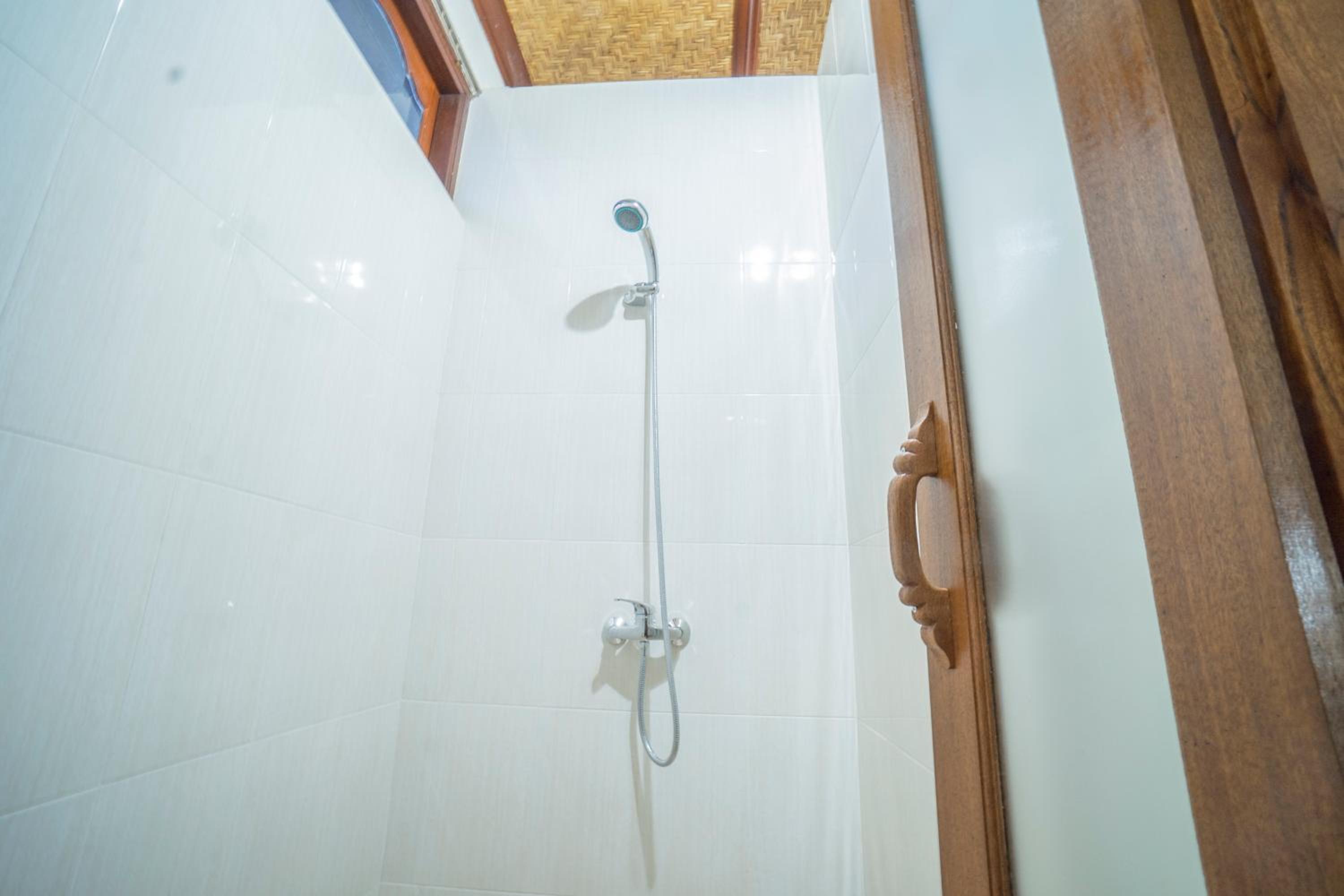 Double Room - Photo 24