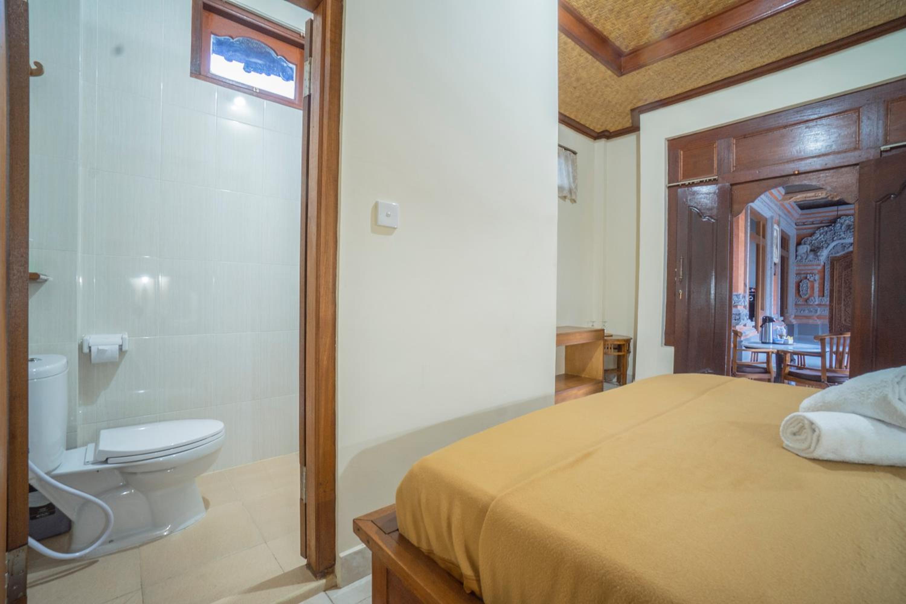 Double Room - Photo 12