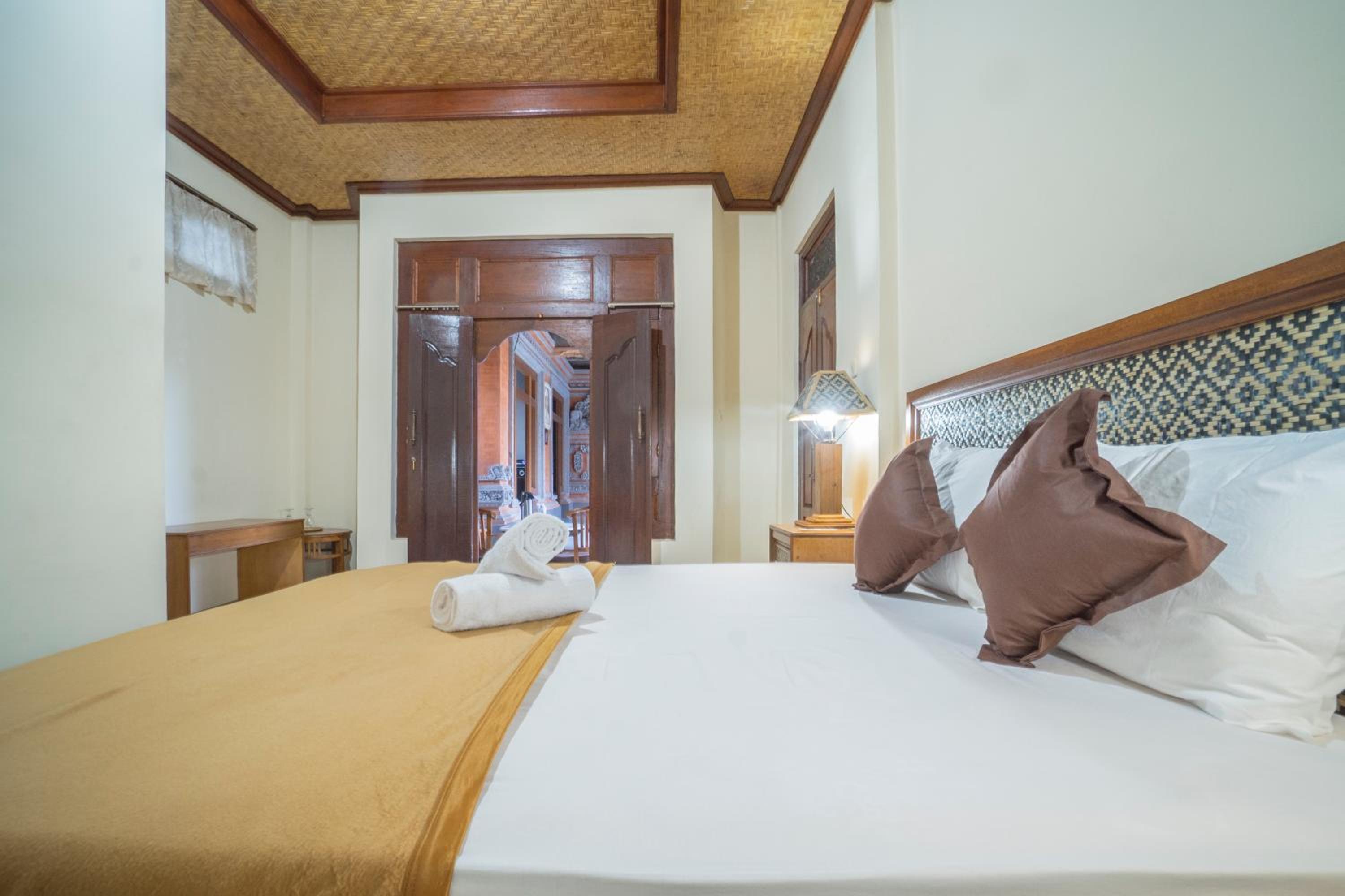 Double Room - Photo 10