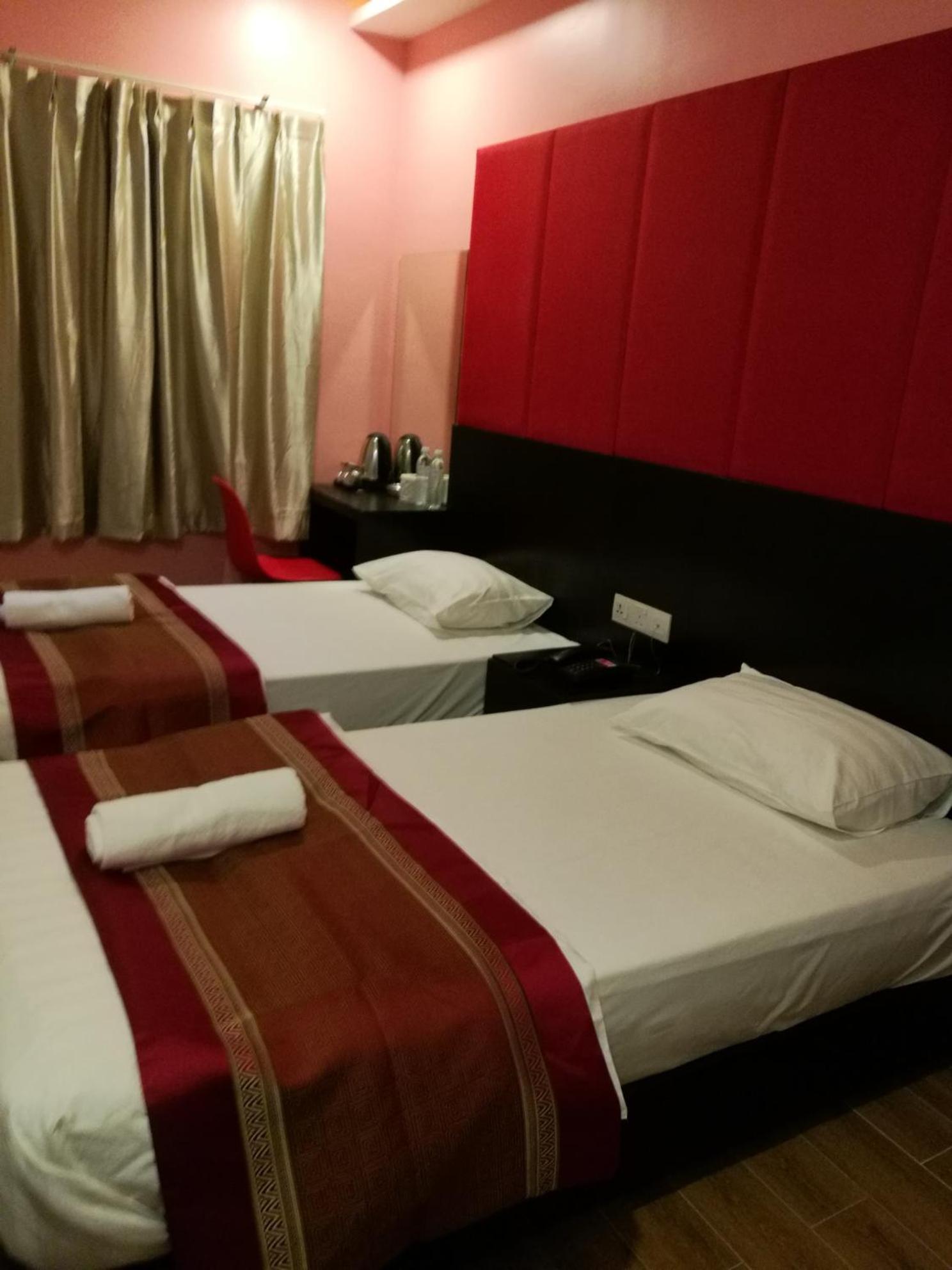 Deluxe Twin Room - Photo 1