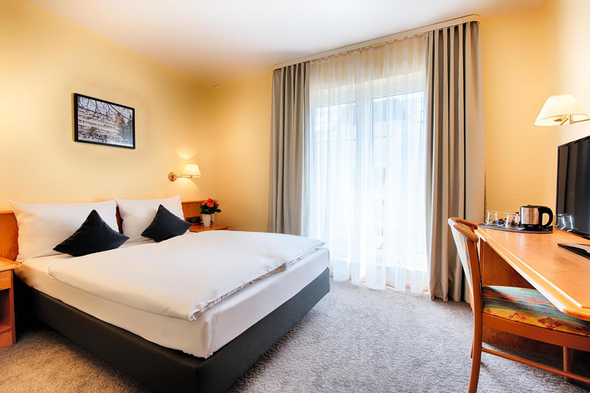 Economy Double Room - Photo 1