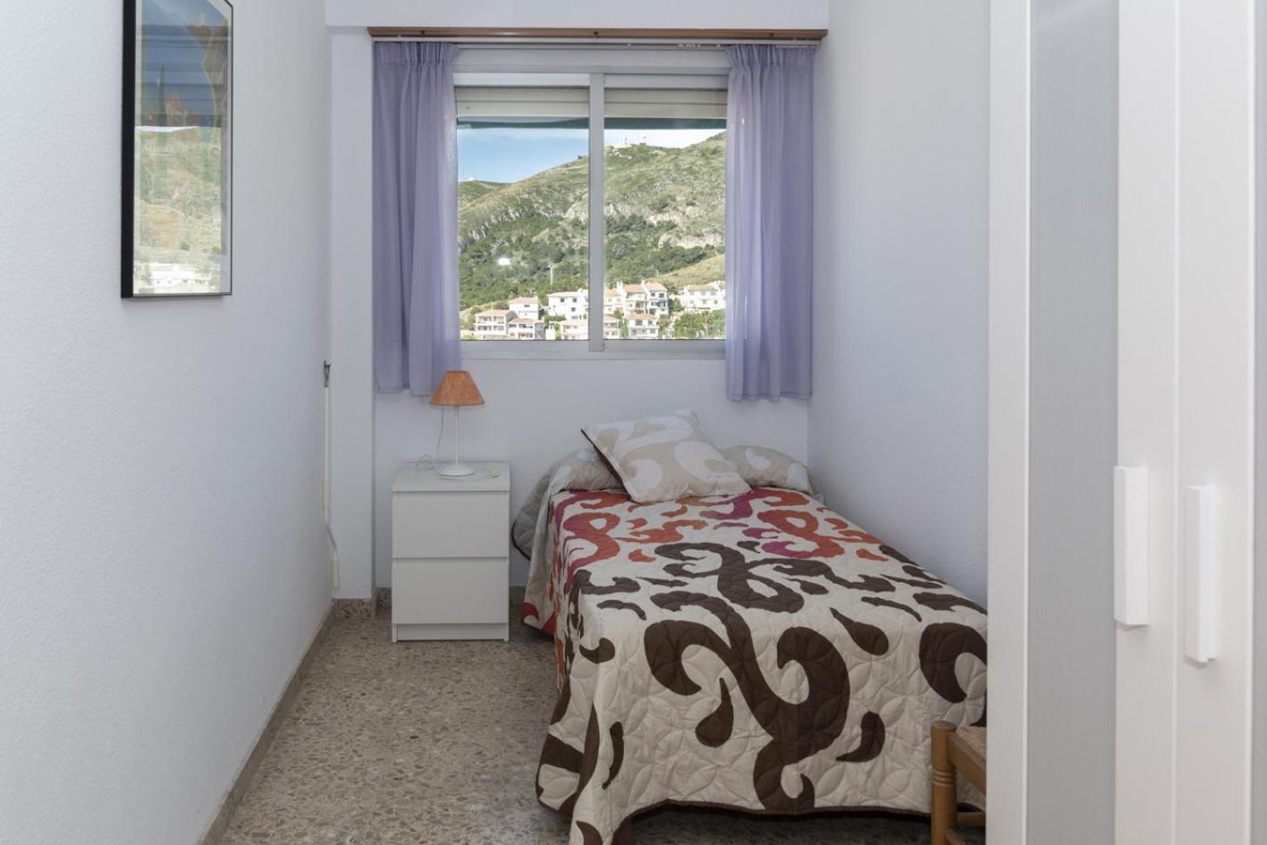 Estudio con vista al mar