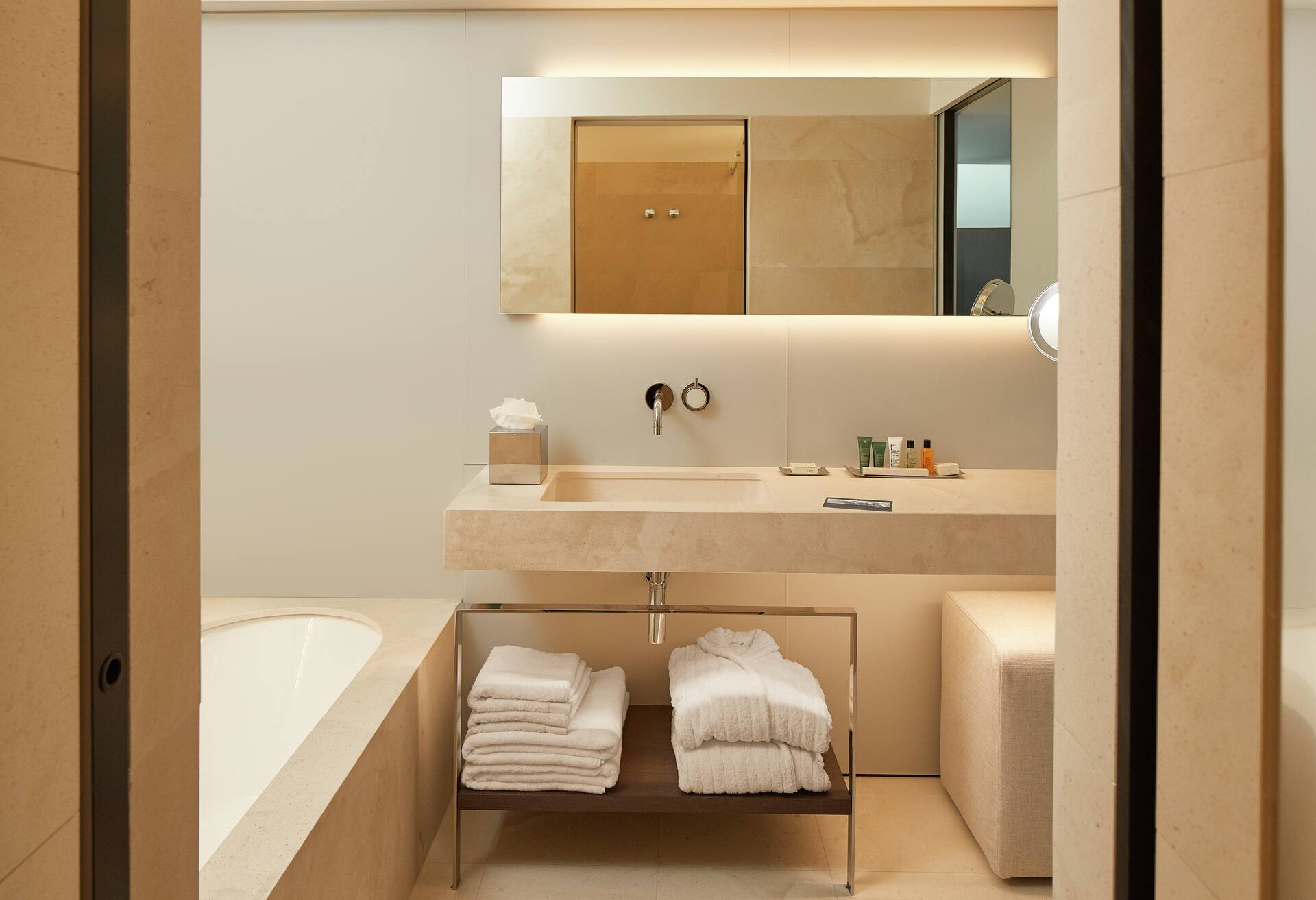 Loft Suite thumbnail 6
