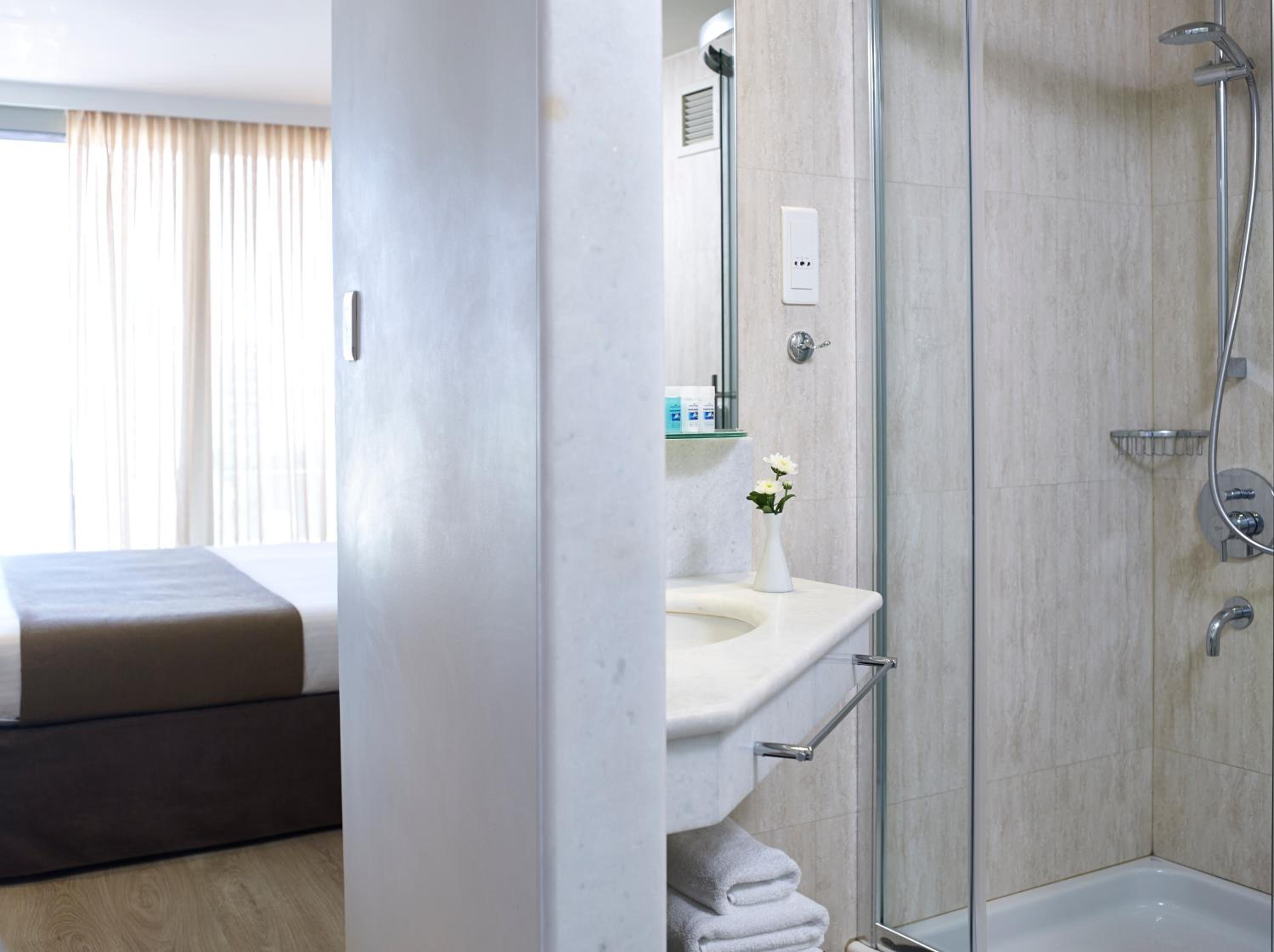Deluxe Suite with Sea View