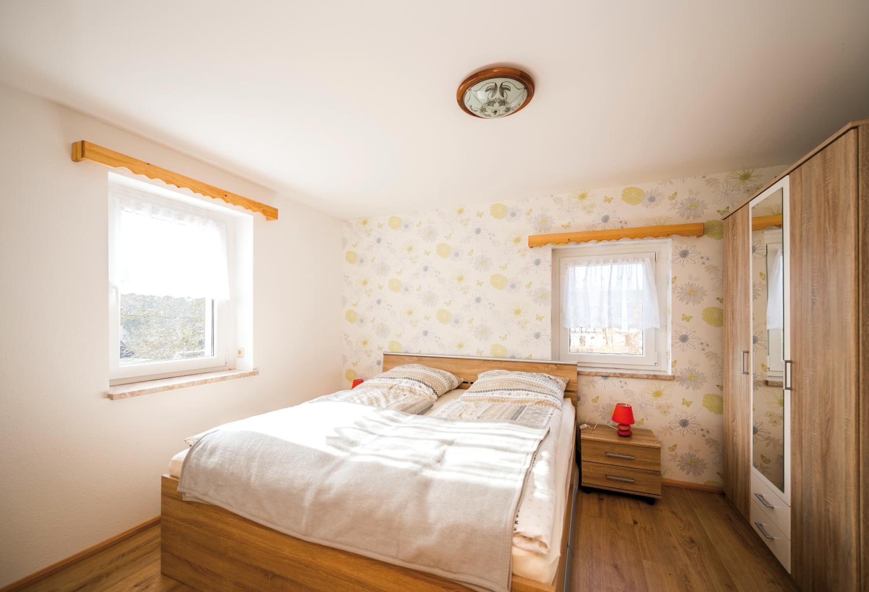 Two-Bedroom Apartment - Photo 9