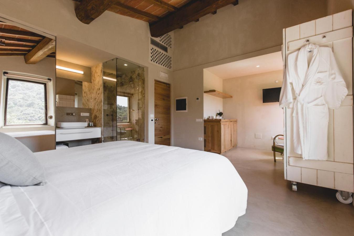Suite photo 1
