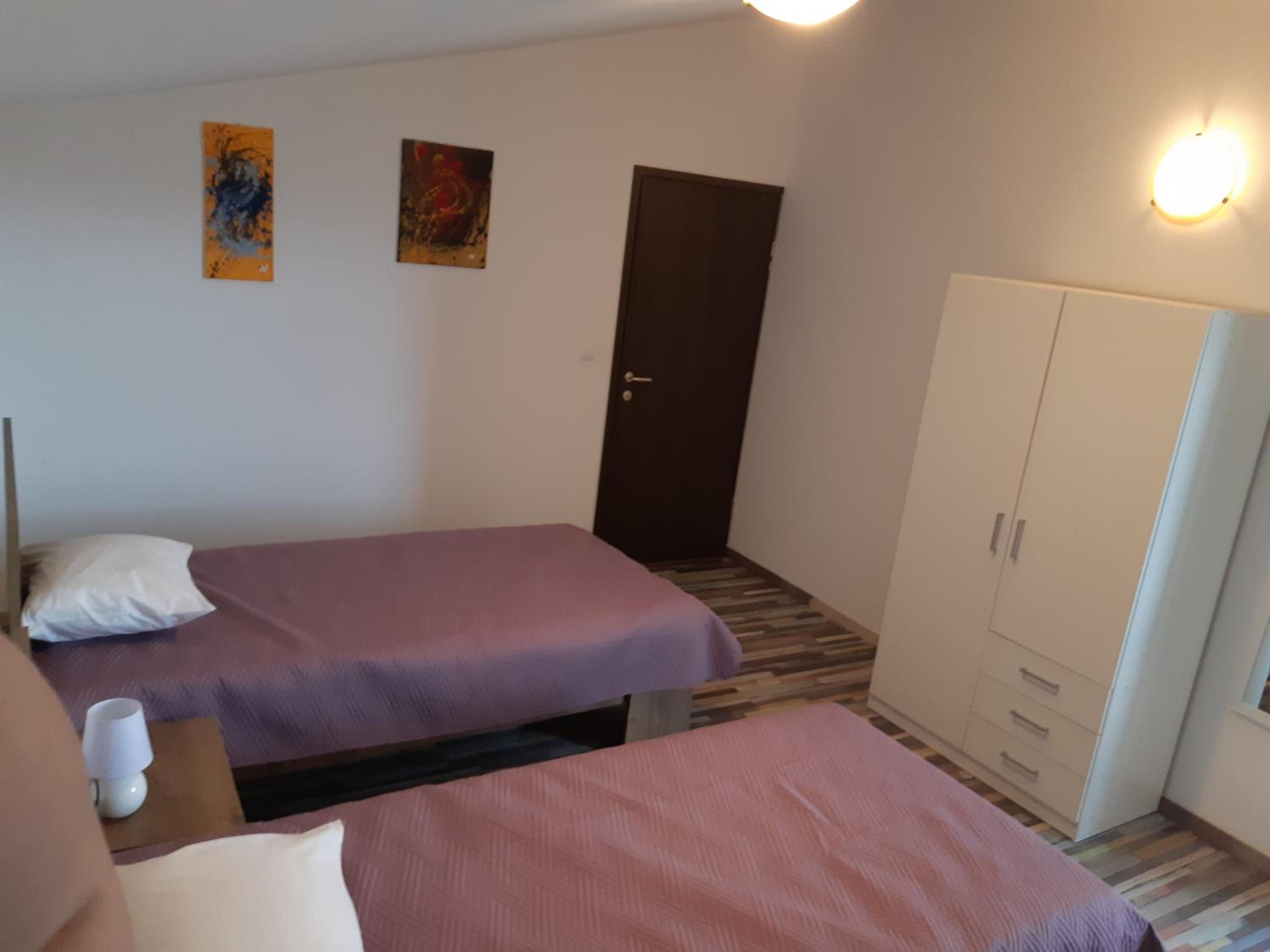 Two-Bedroom Apartment - Photo 8