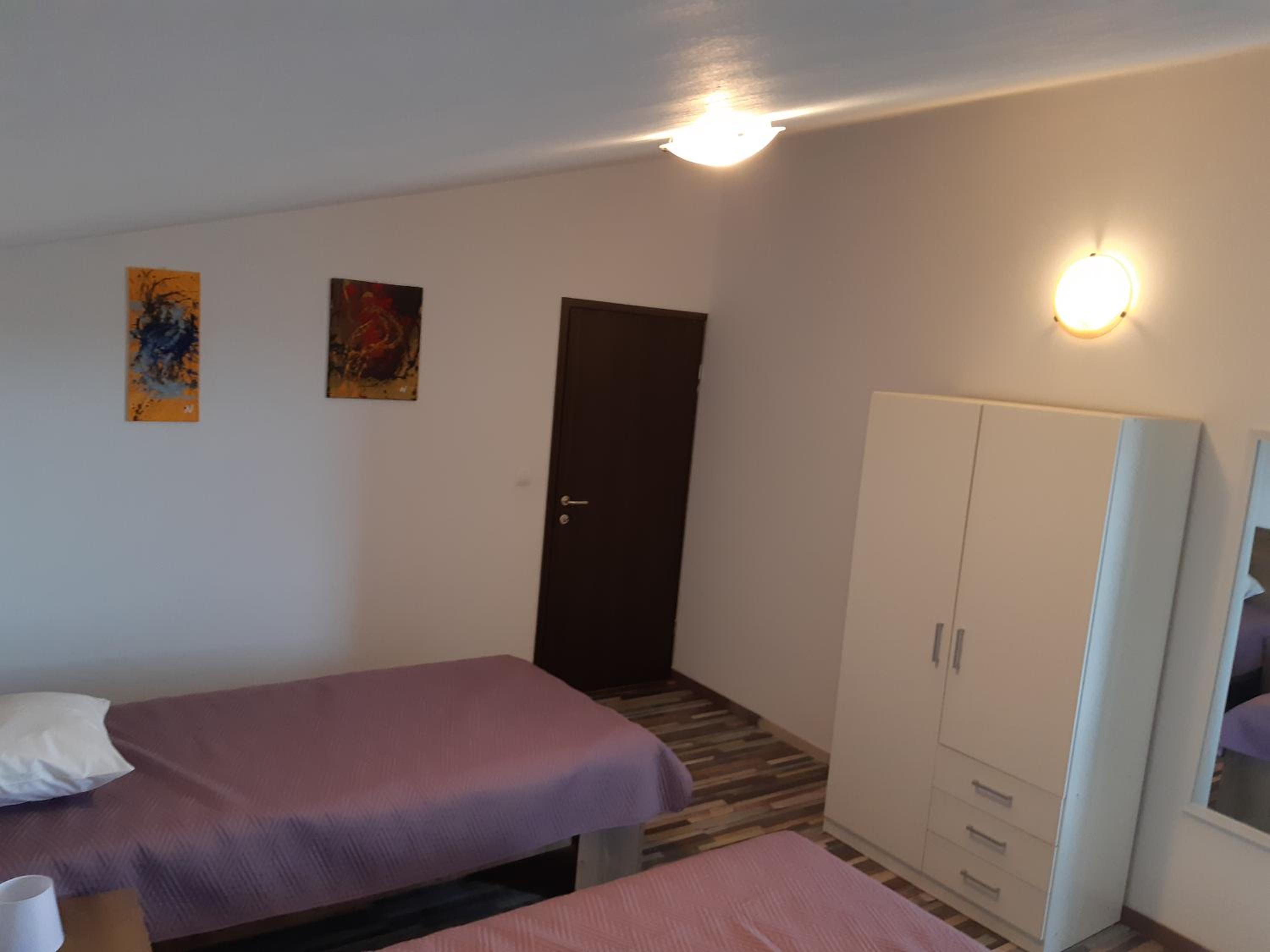 Two-Bedroom Apartment - Photo 9