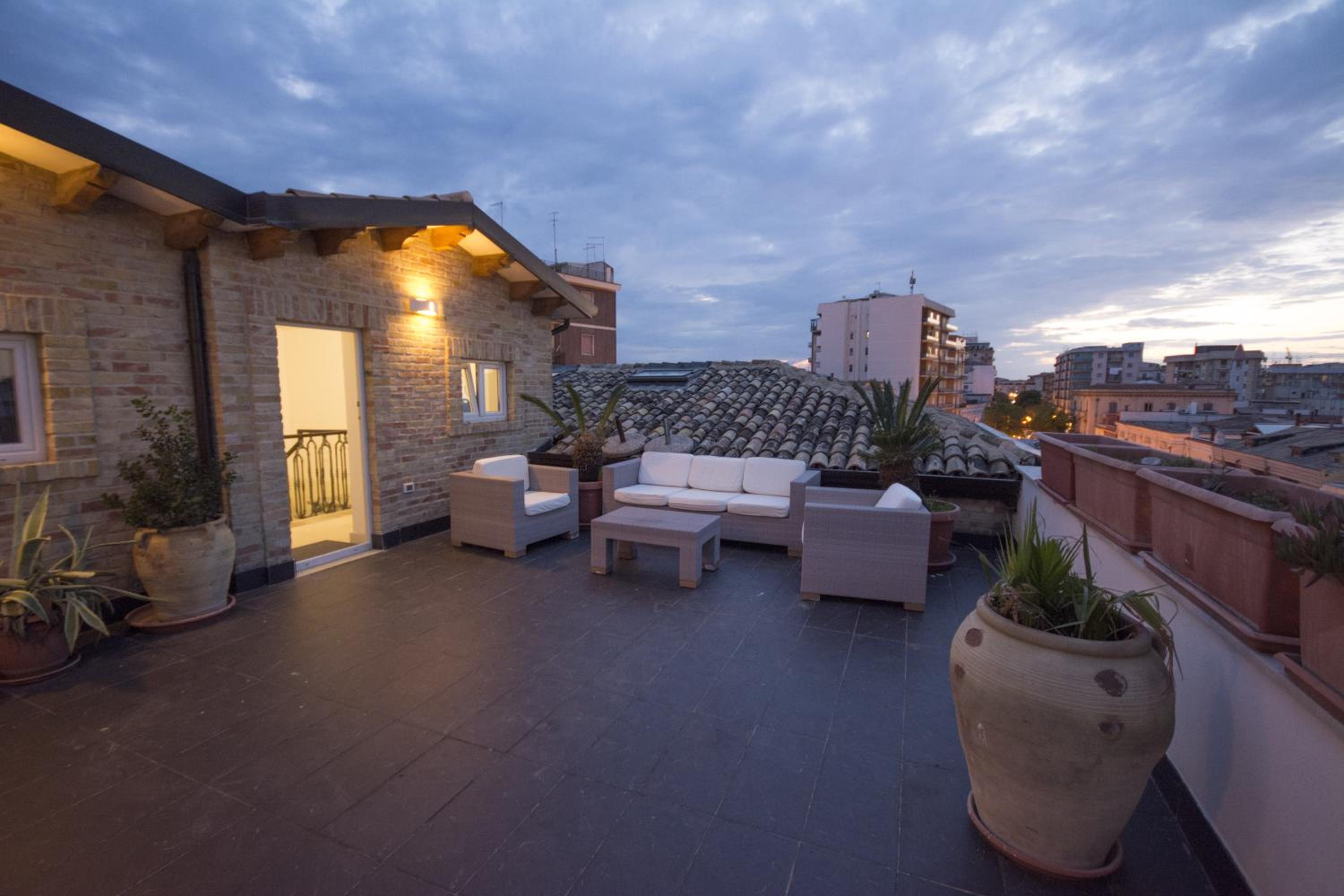 Suite with Terrace - Photo 24