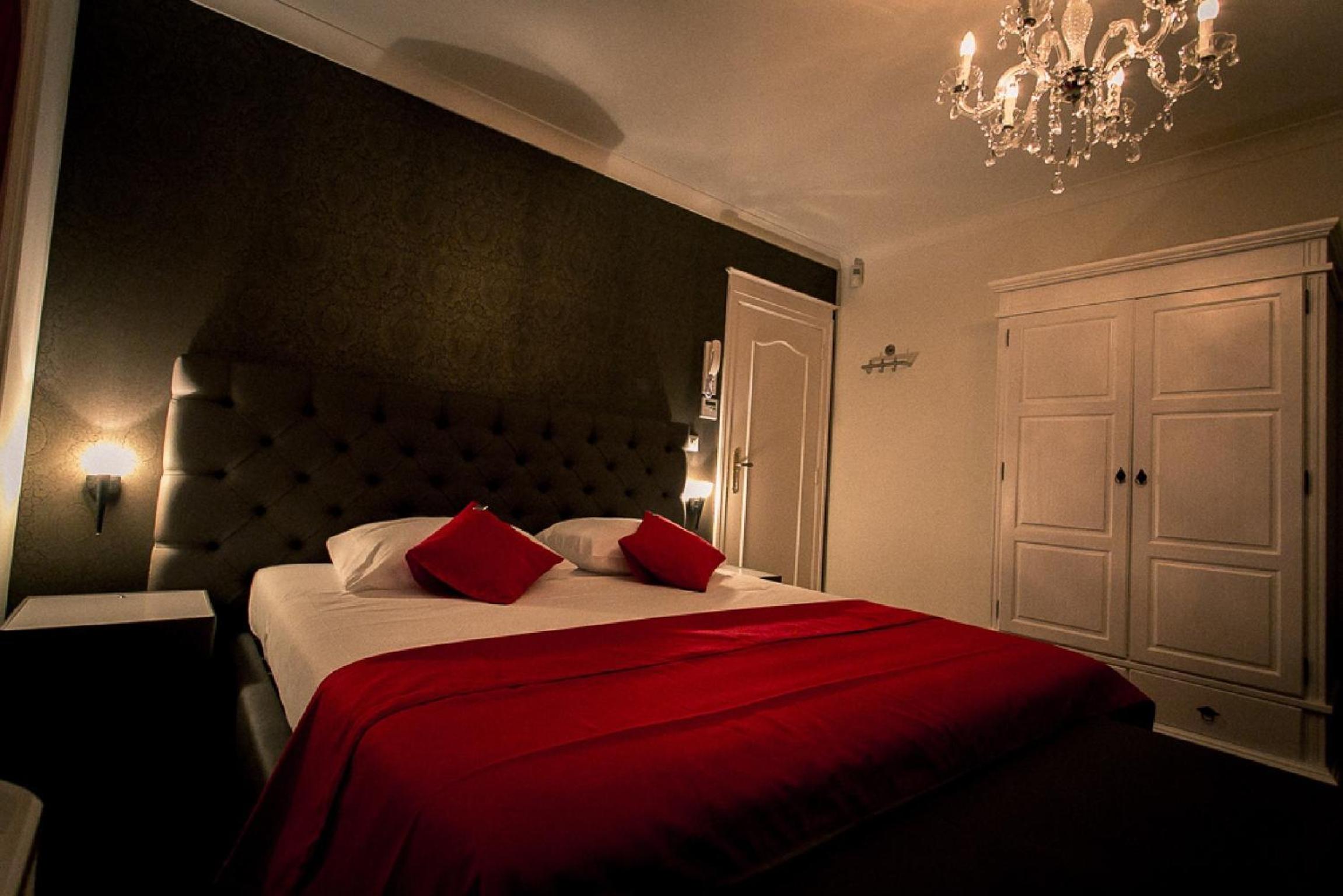 Suite With Spa Bath