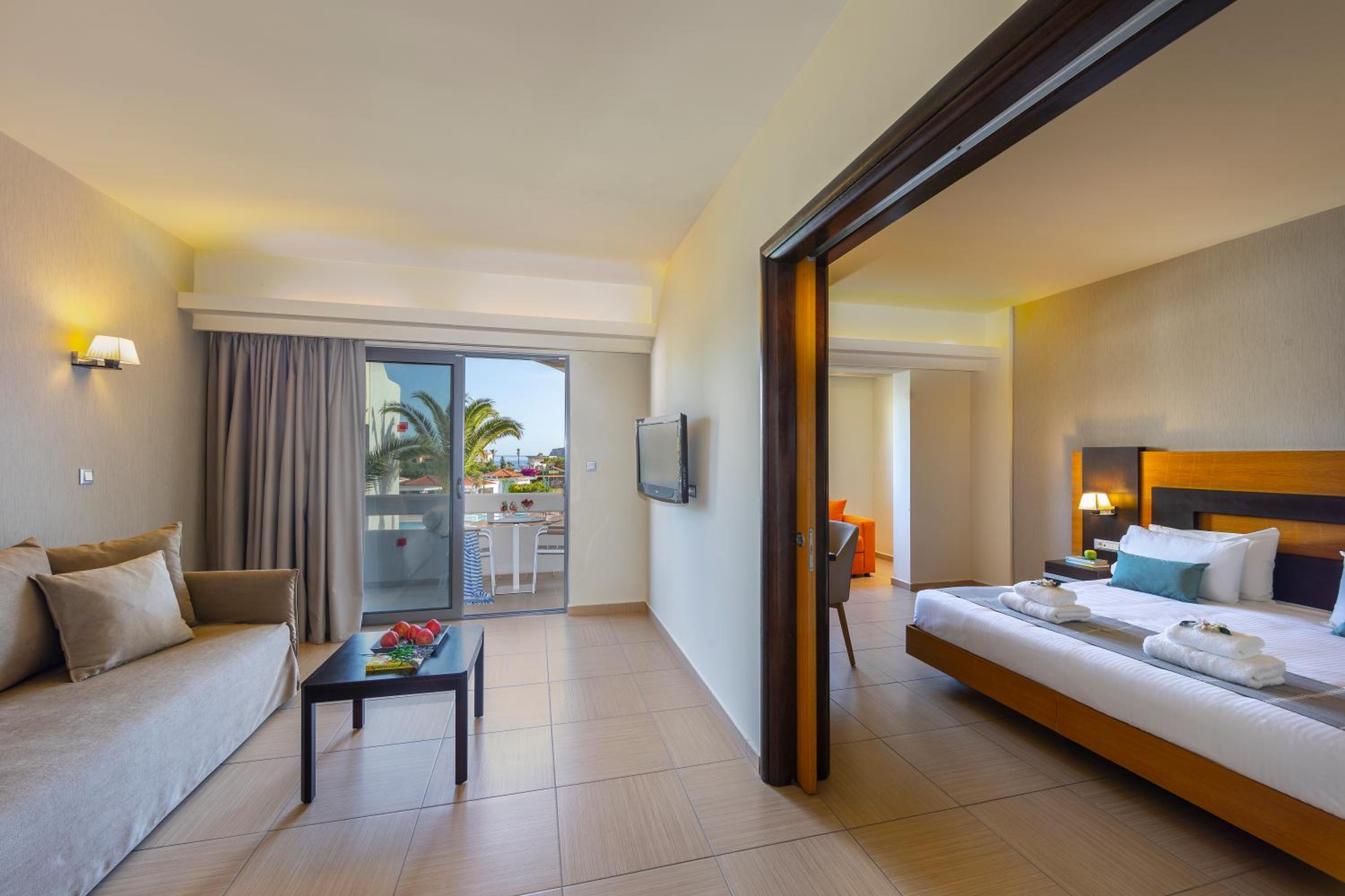 Deluxe Family Room with Pool View