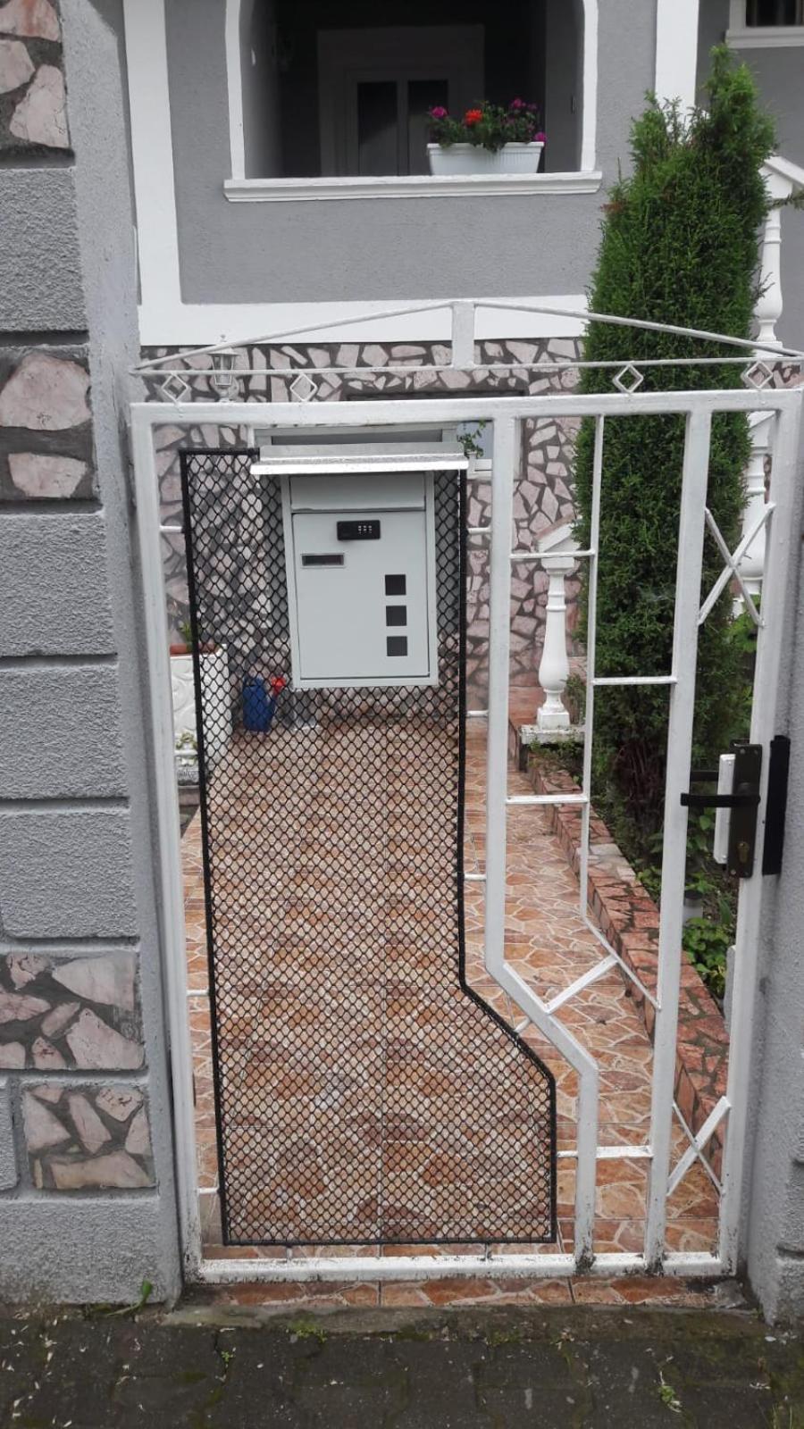 Double Room with Balcony - Photo 2