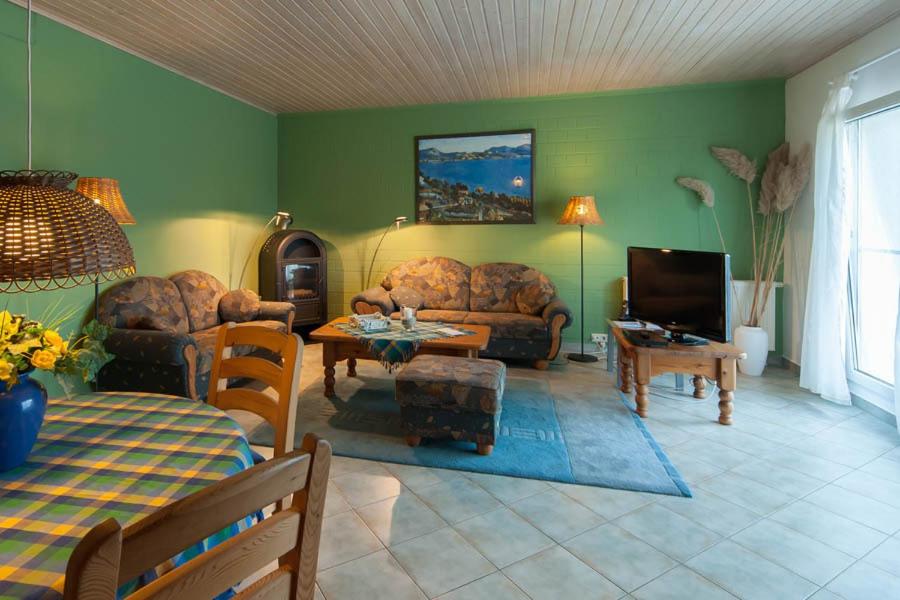 Two-Bedroom Apartment maisonette with terrace and open kitchen - E photo 1
