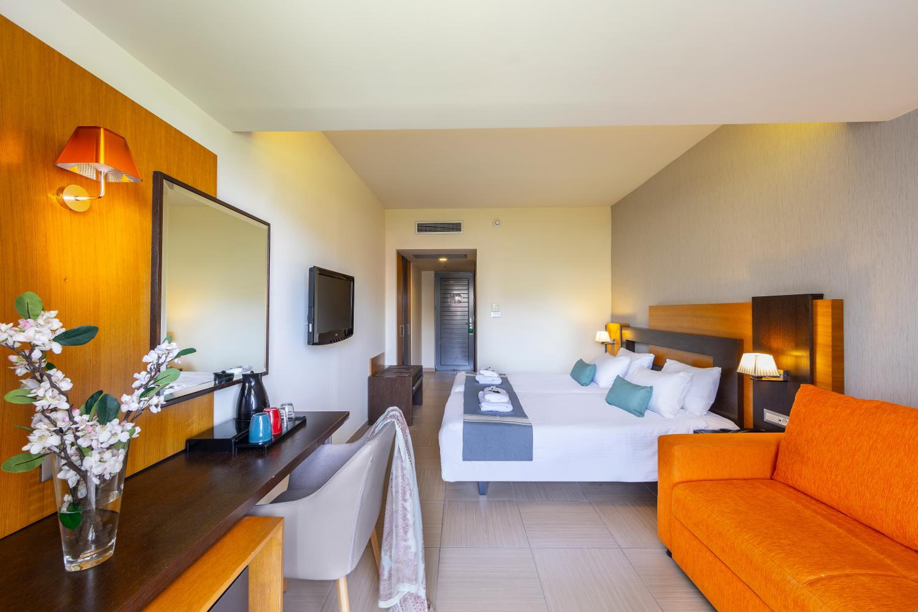 Twin Room with Garden View