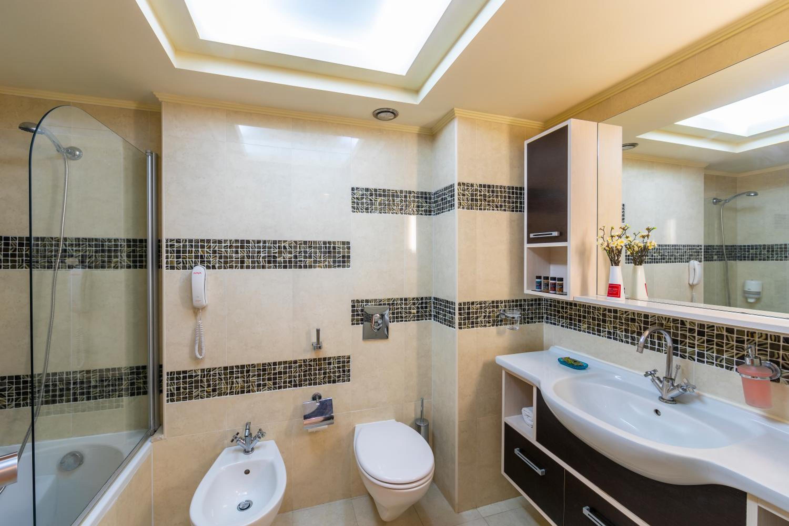 Twin Room with Pool View