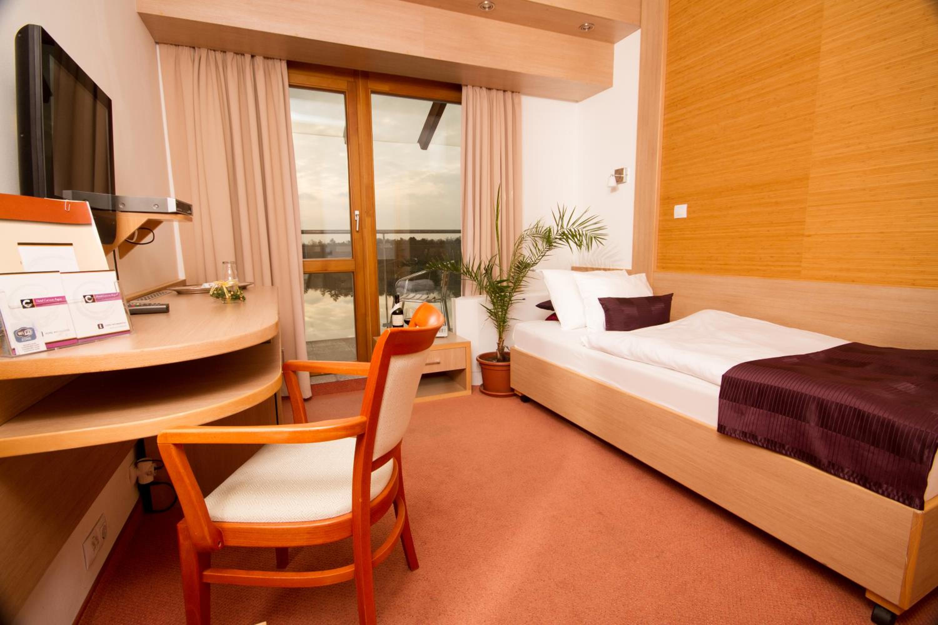 Standard Single Room photo 2