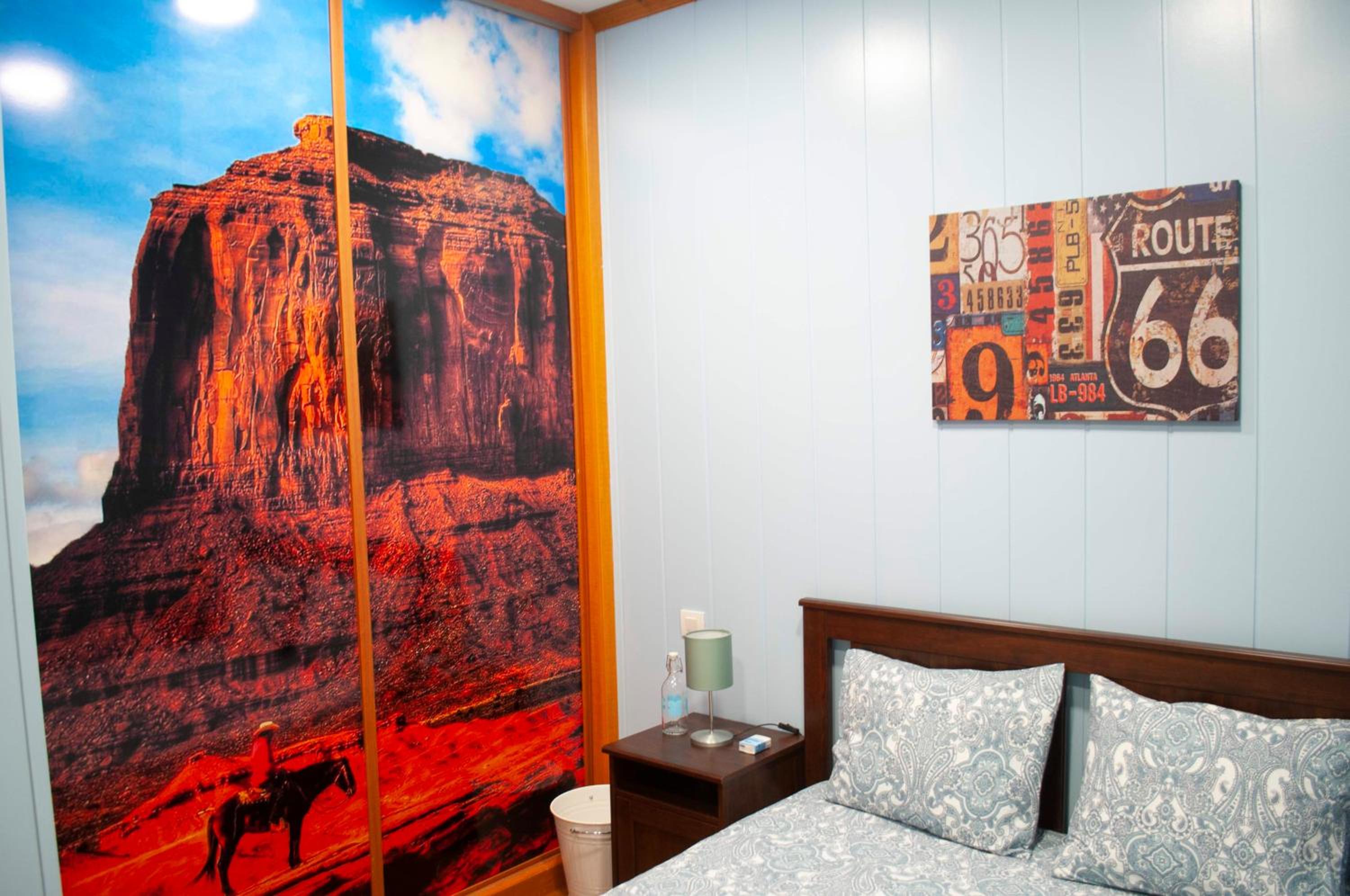 Double Room with Shared Bathroom photo 2