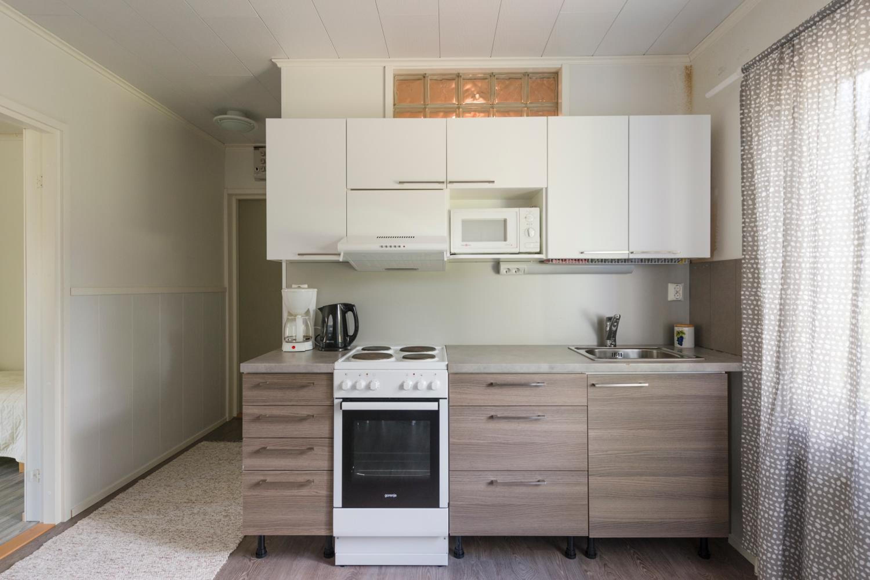 One-Bedroom Apartment photo 2