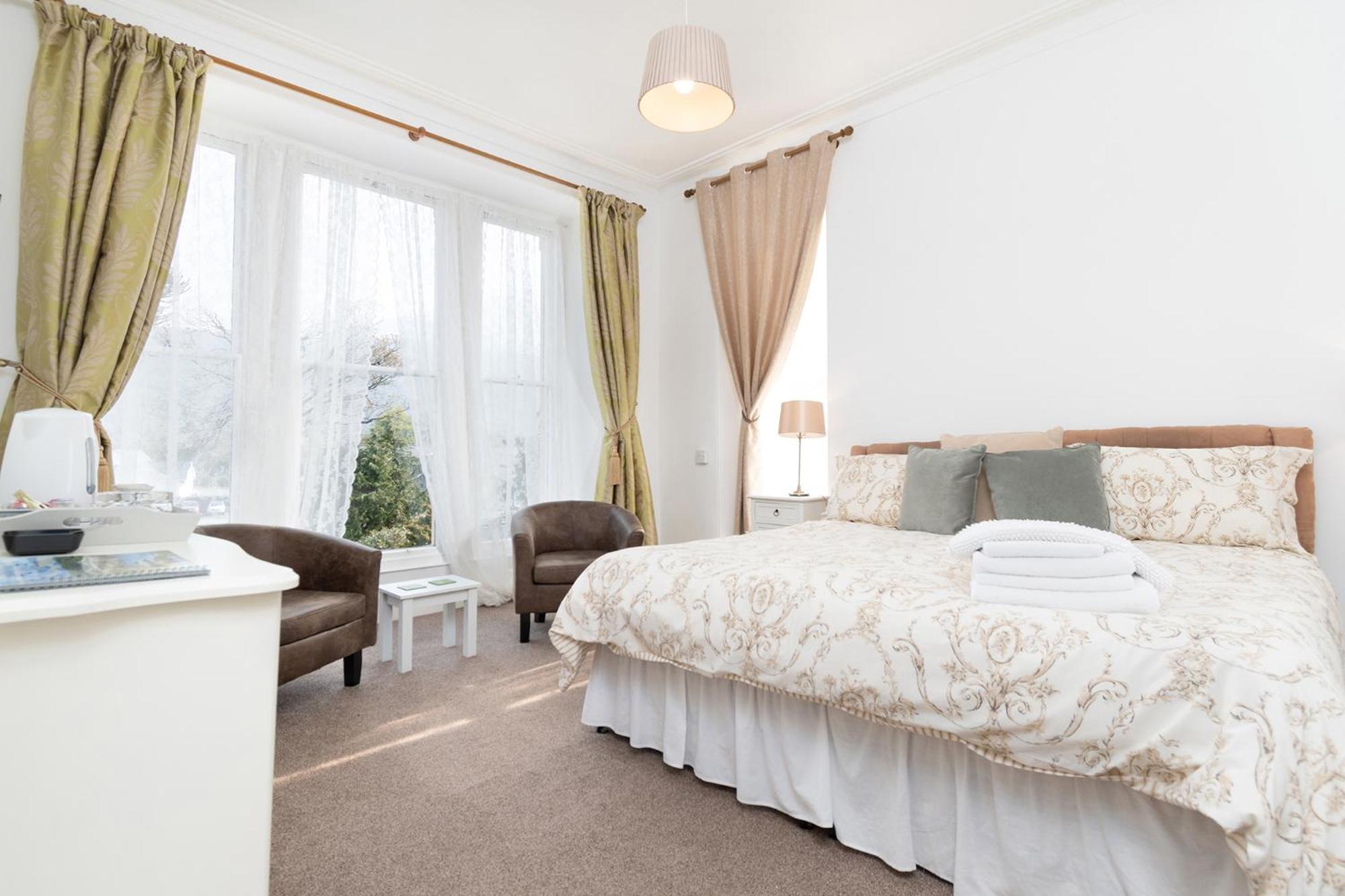 Deluxe Double or Twin Room