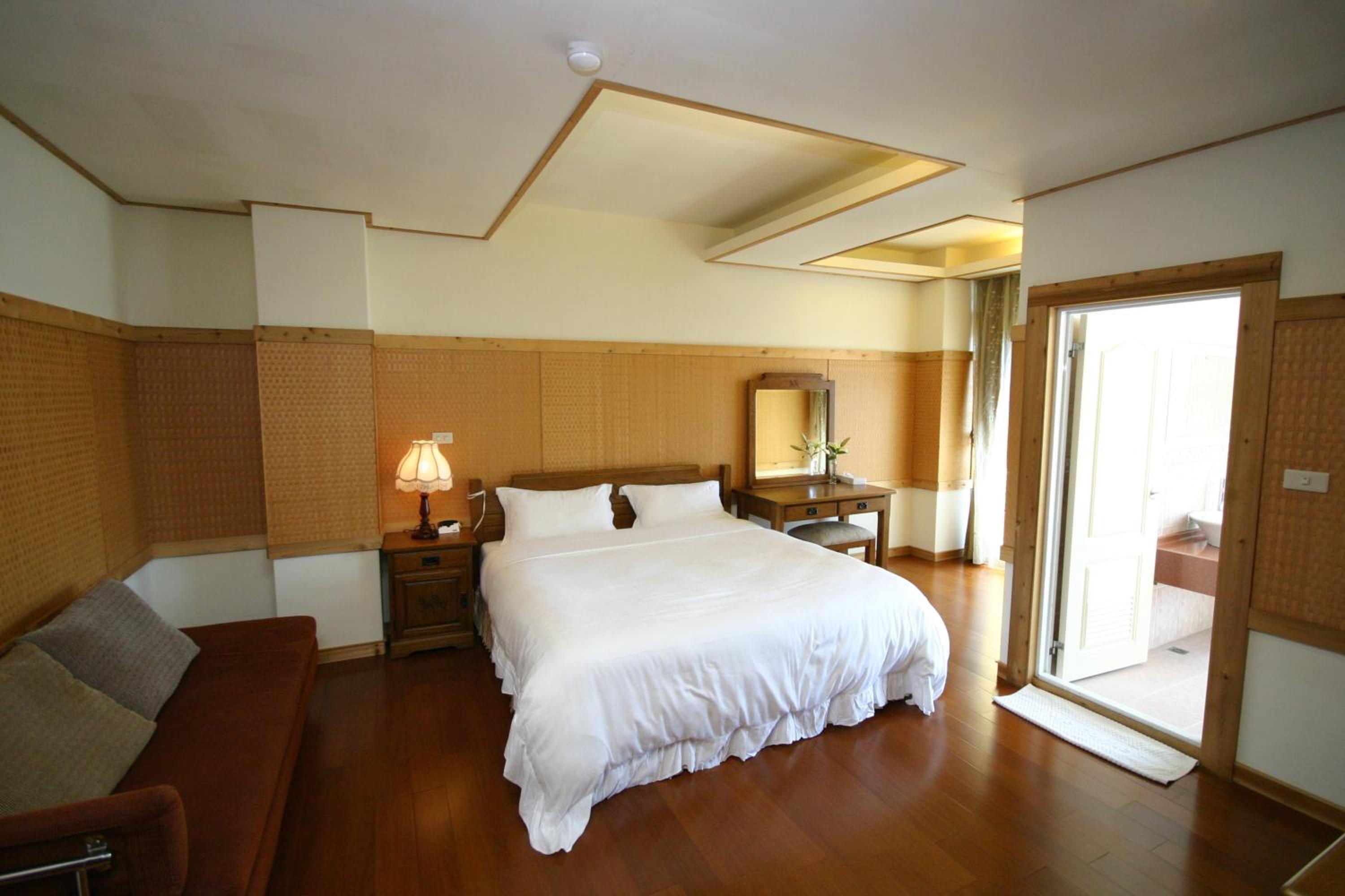 Standard Double Room - Photo 6
