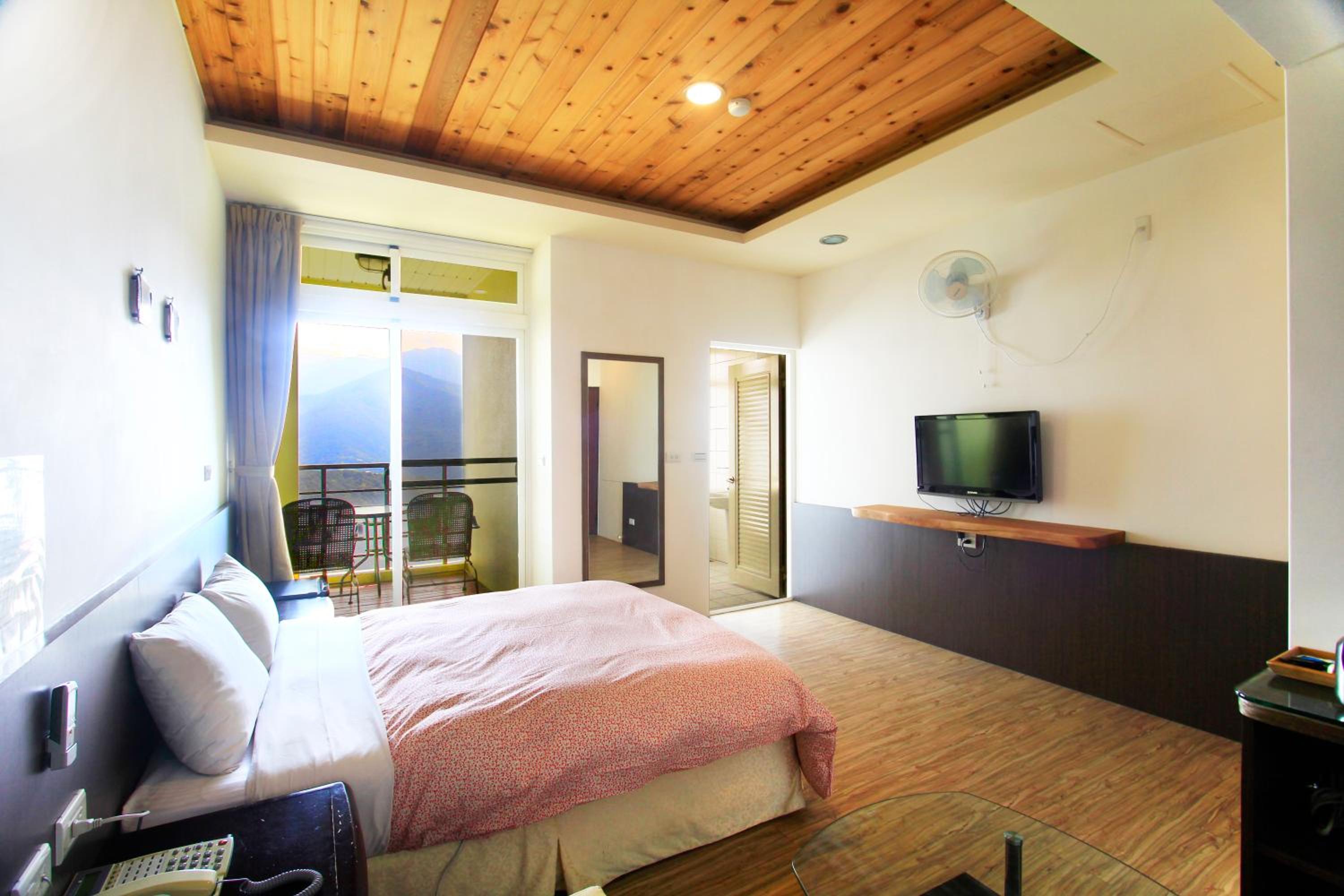 Double Room with Mountain View photo 2