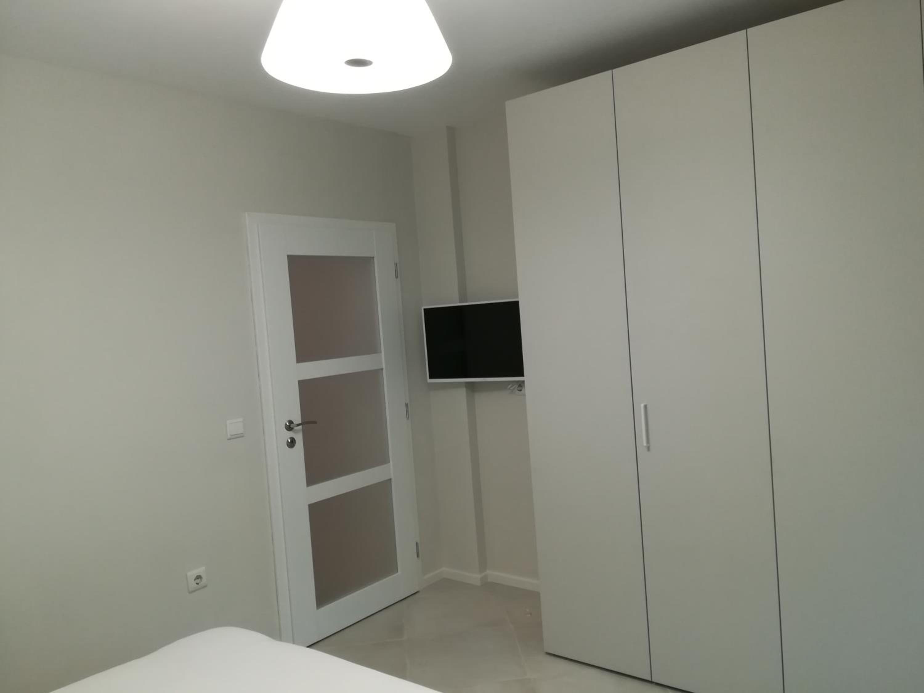 Deluxe Modern Apartment photo 3