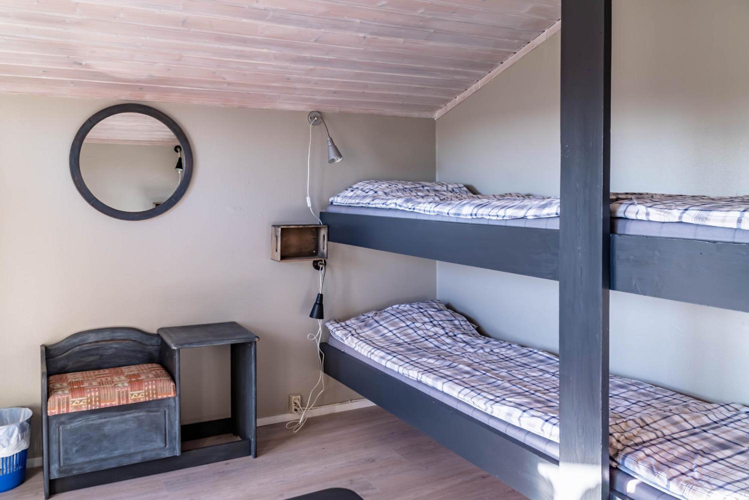 One-Bedroom House photo 1