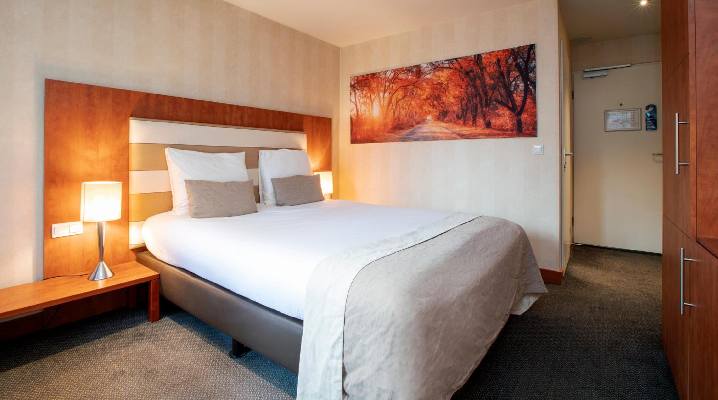 Small Double Room - Photo 4