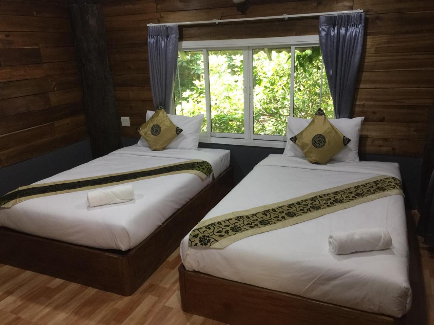 Twin Room - Photo 3