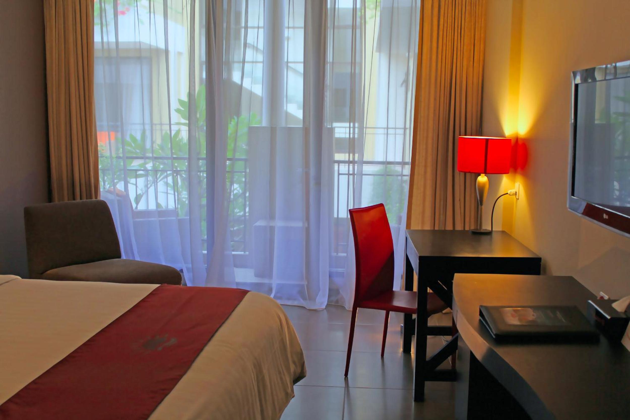 Deluxe Double or Twin Room with Balcony